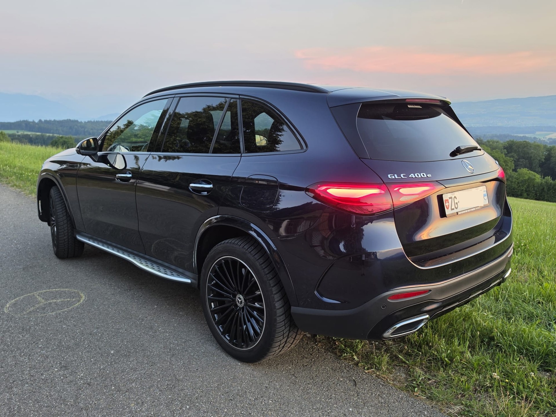 MERCEDES-BENZ GLC 400 e Avantgarde 4matic-image-2