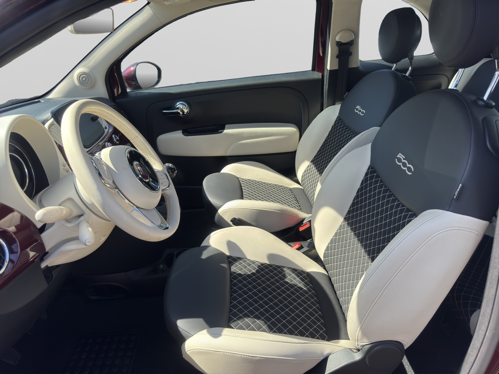 FIAT 500 C 1.0 Hybrid Dolcevita Star-image-7