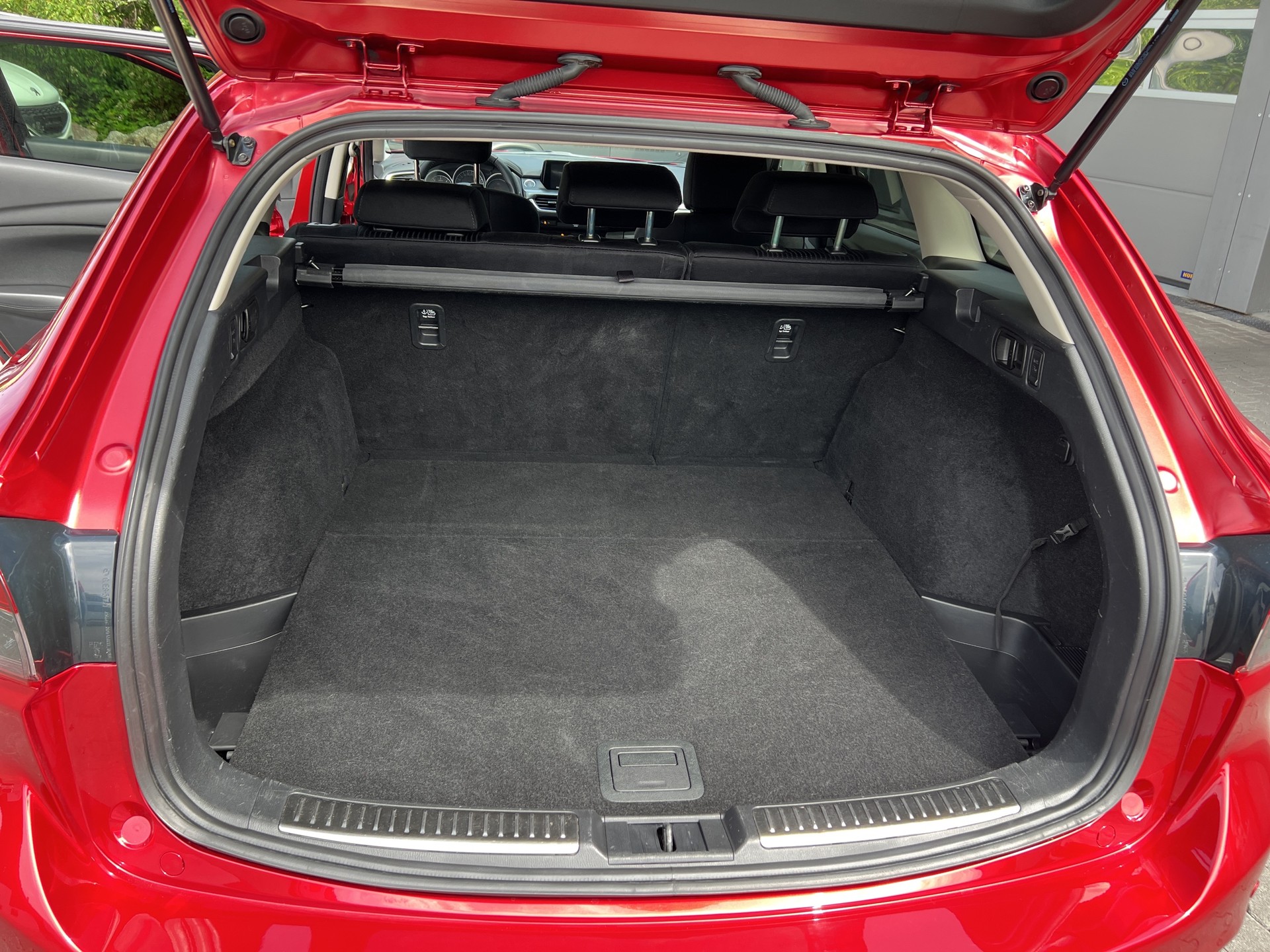 MAZDA 6 Sportwagon 2.2 D 16V Ambition AWD Skyactive-D-image-8