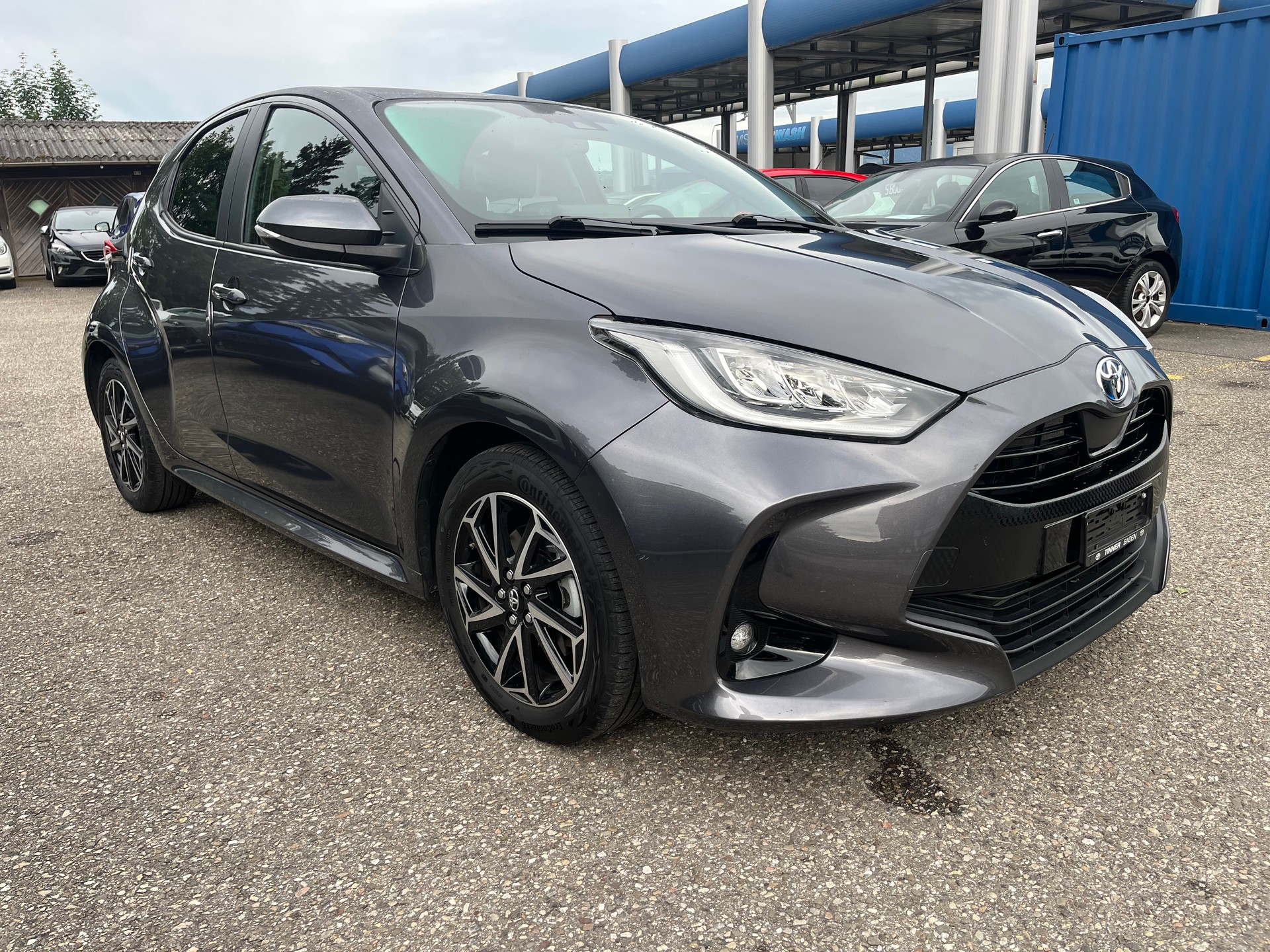 TOYOTA Yaris 1.5 Trend e-CVT-image-2