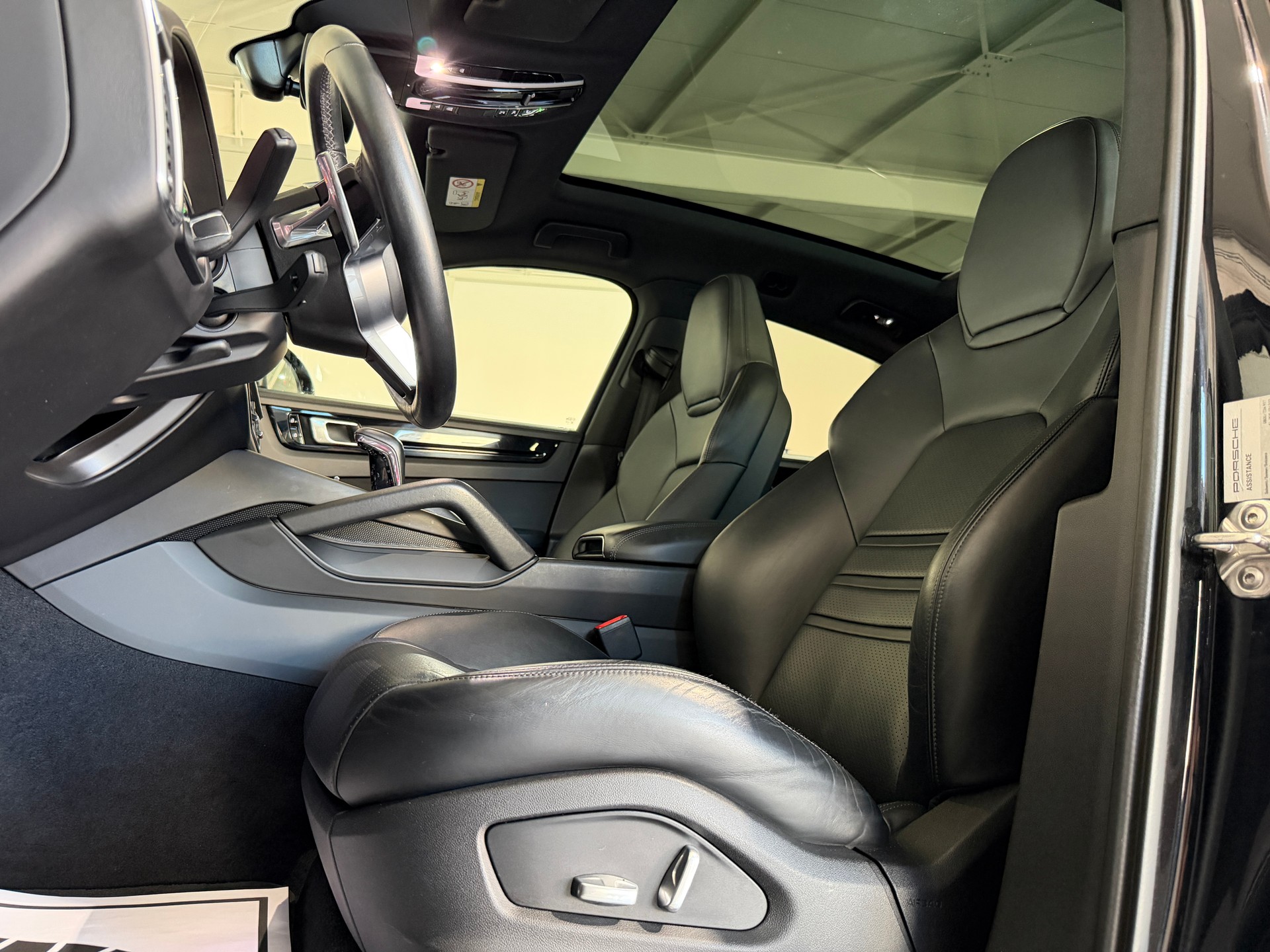 PORSCHE Cayenne Coupé (CH)-image-18