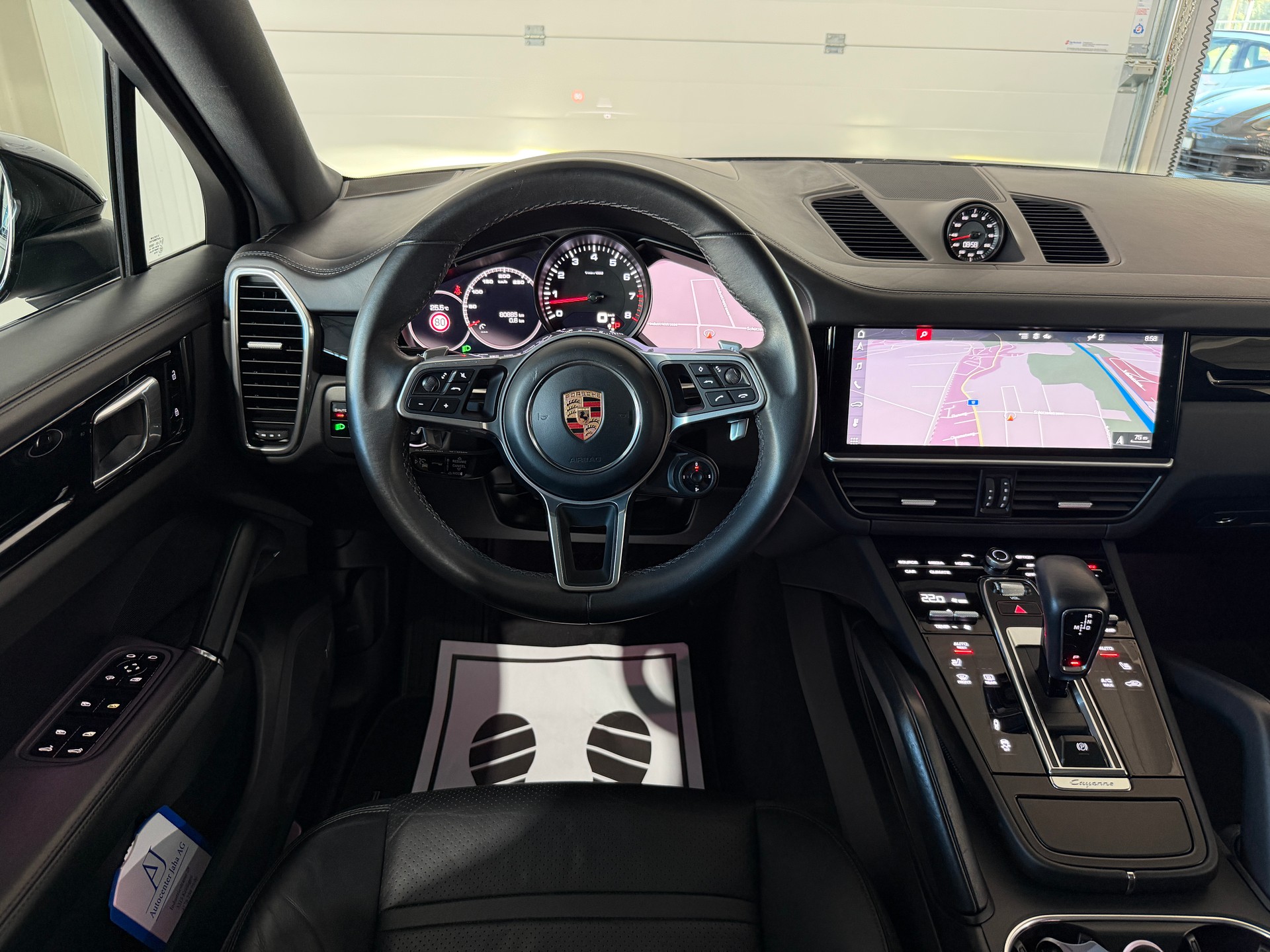 PORSCHE Cayenne Coupé (CH)-image-7