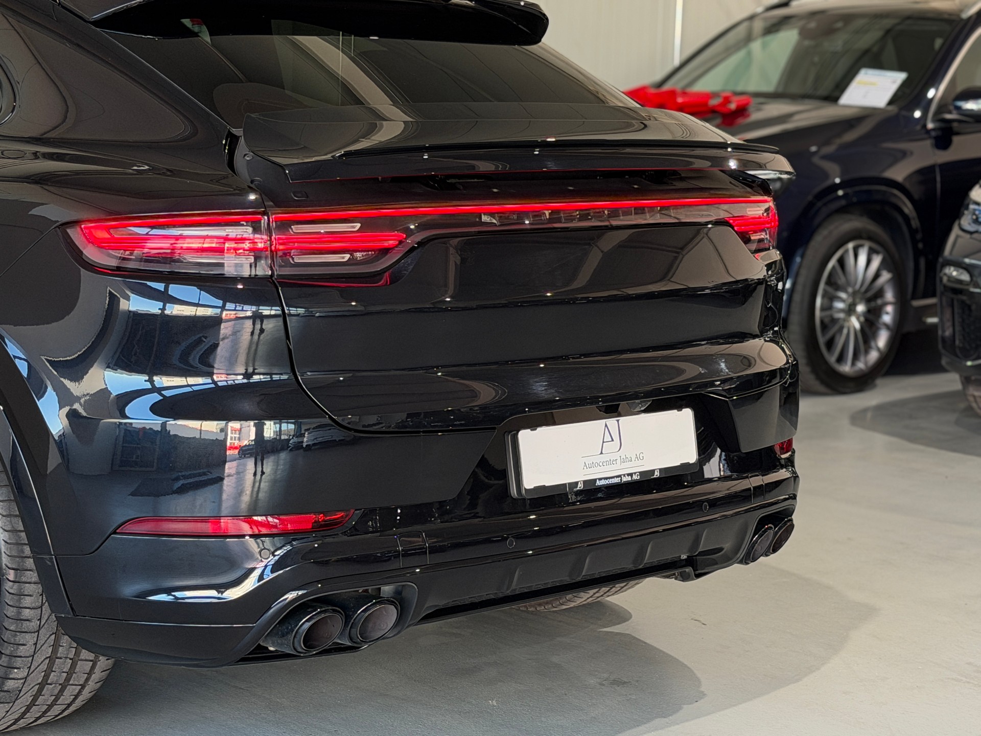 PORSCHE Cayenne Coupé (CH)-image-20