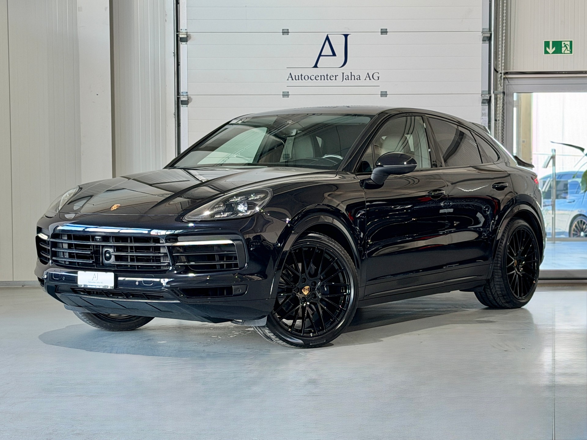 PORSCHE Cayenne Coupé (CH)-image-0