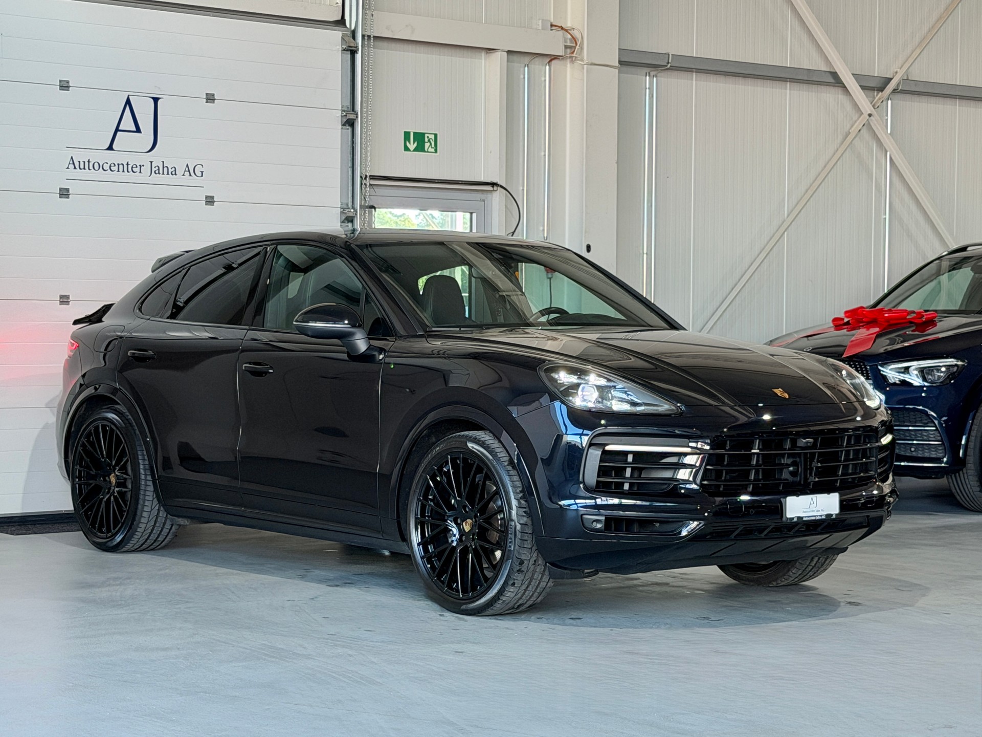 PORSCHE Cayenne Coupé (CH)-image-4