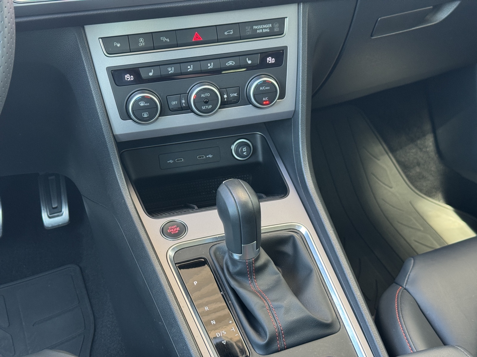 SEAT Ateca 1.5 TSI Hola FR DSG-image-10