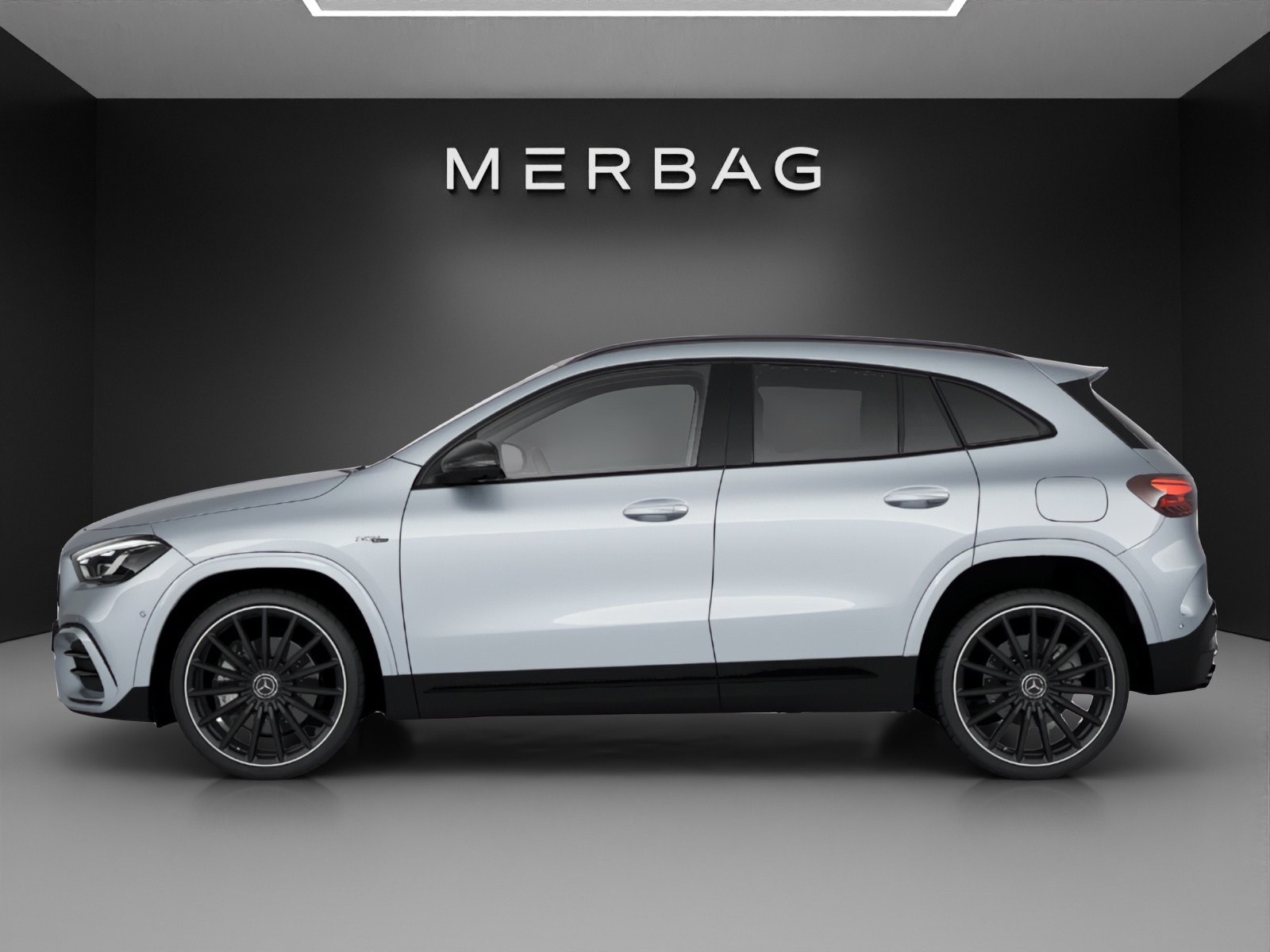 MERCEDES-BENZ GLA AMG 35 4Matic 8G-DCT-image-4