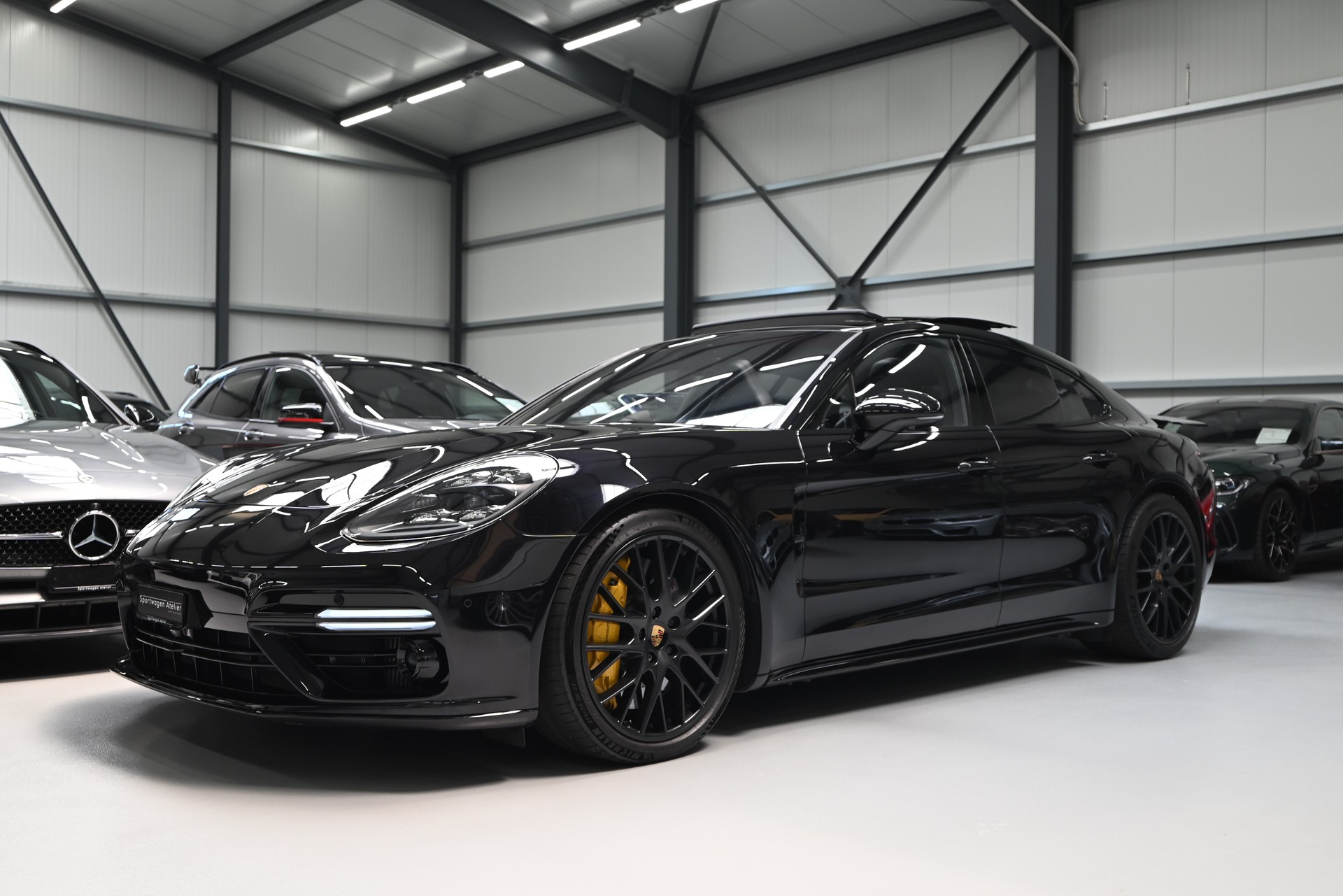 PORSCHE Panamera Turbo S E-Hybrid PDK-image-2