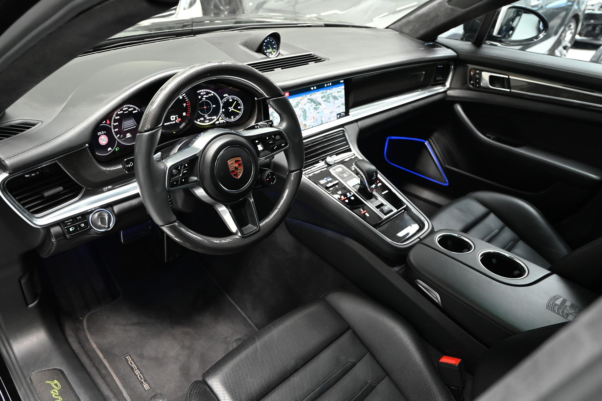 PORSCHE Panamera Turbo S E-Hybrid PDK-image-19