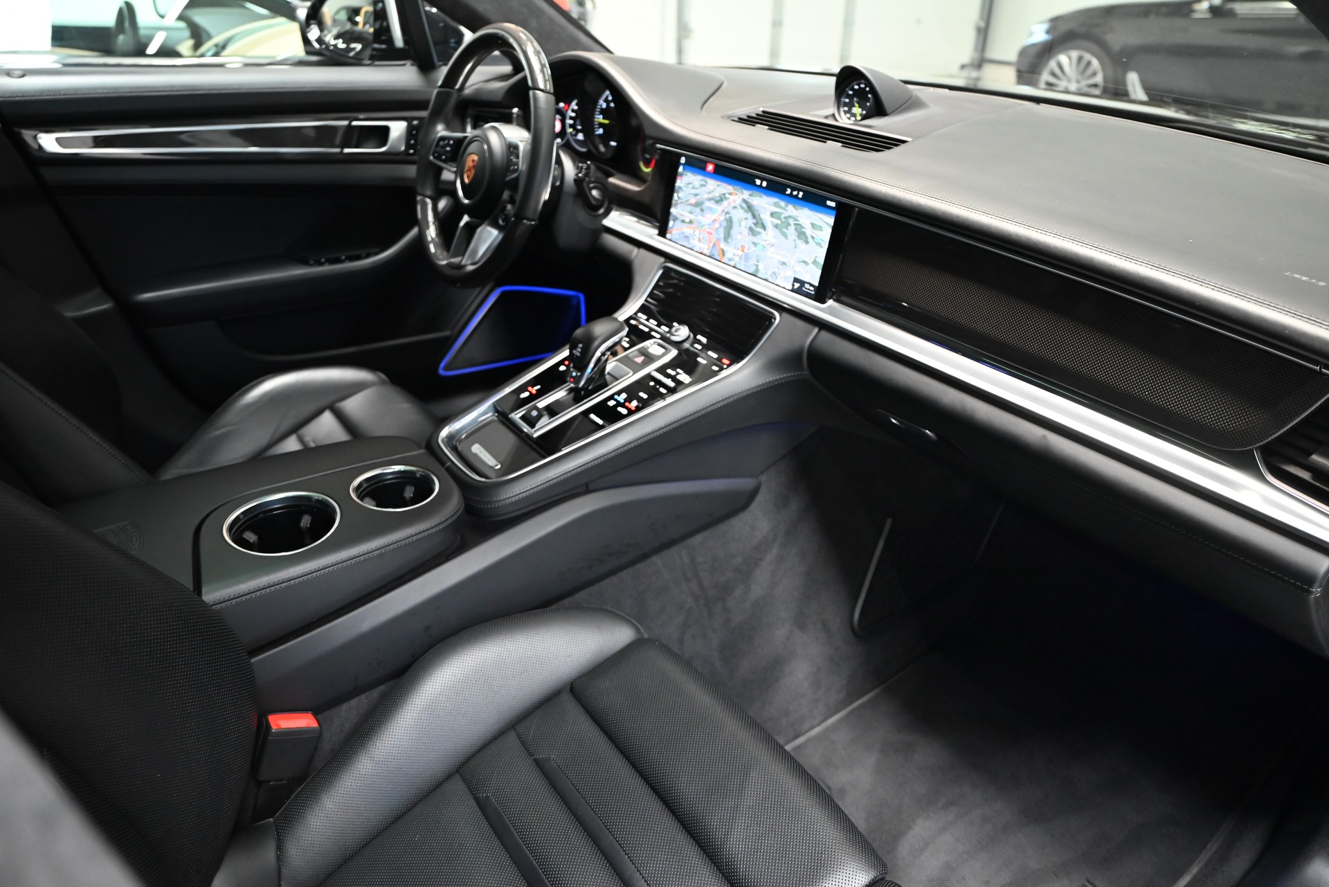 PORSCHE Panamera Turbo S E-Hybrid PDK-image-26
