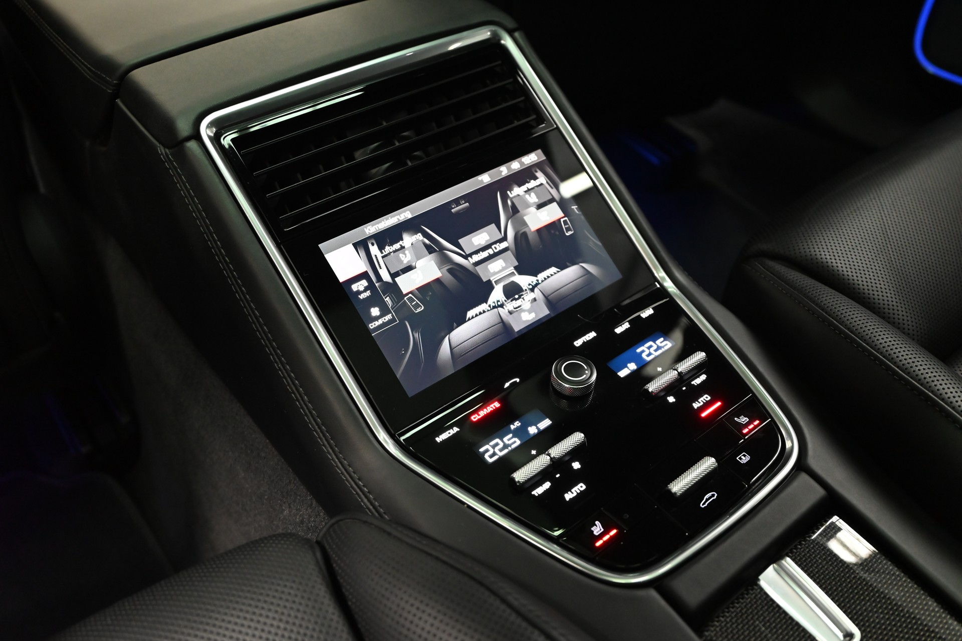 PORSCHE Panamera Turbo S E-Hybrid PDK-image-24