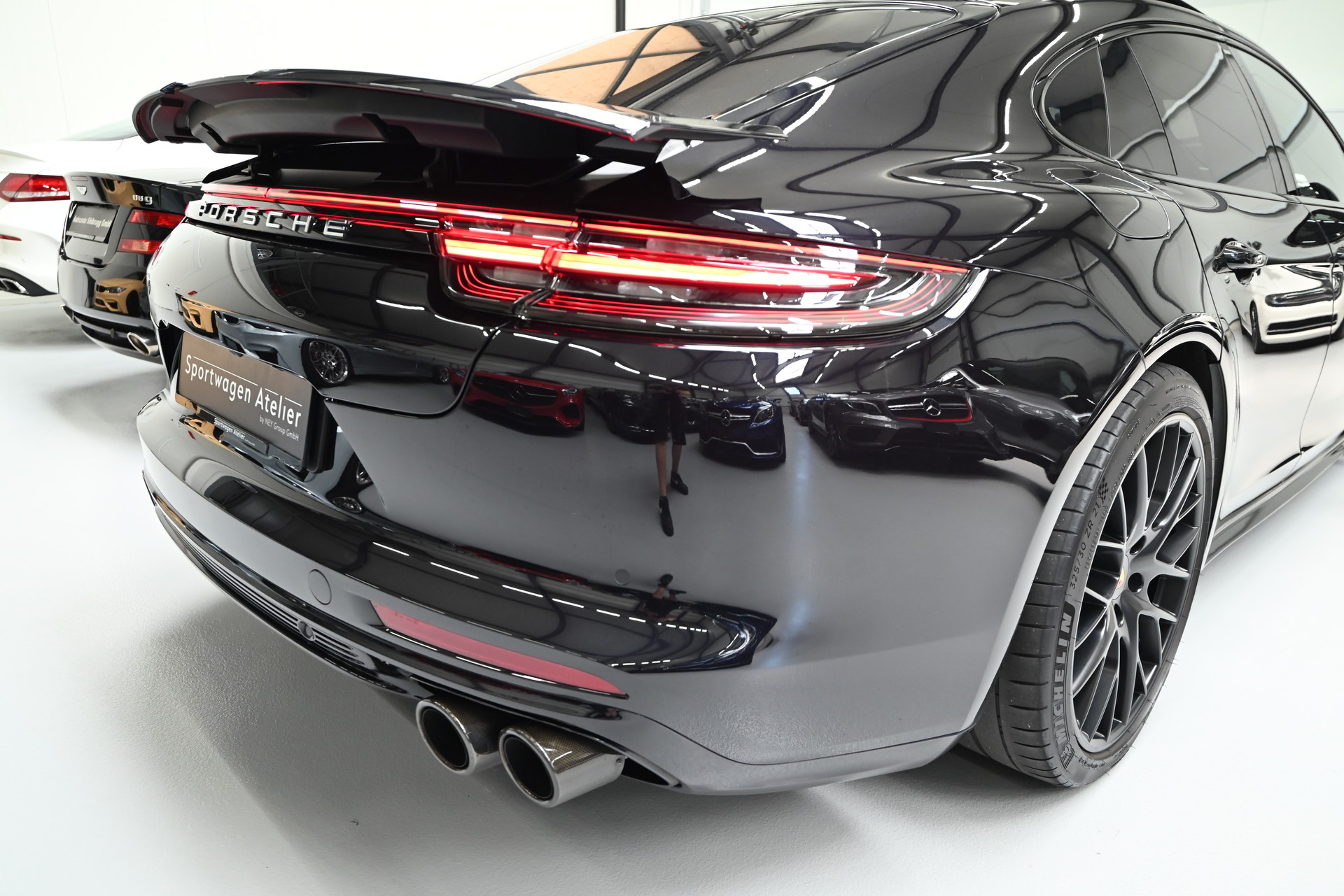 PORSCHE Panamera Turbo S E-Hybrid PDK-image-8