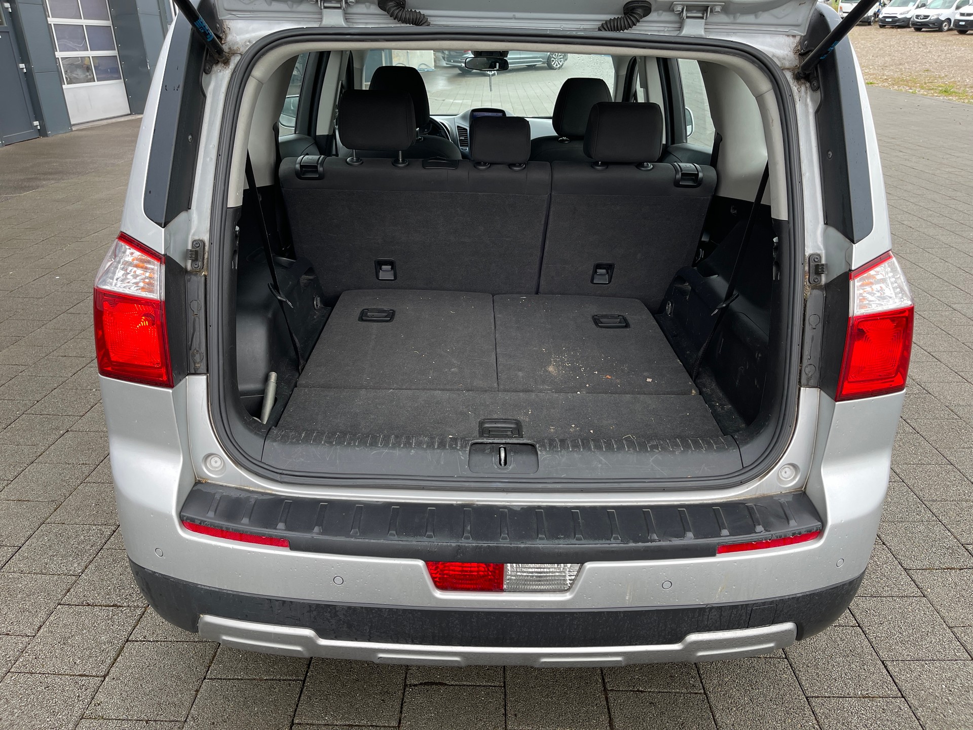 CHEVROLET Orlando 1.8 LT Automatic-image-13