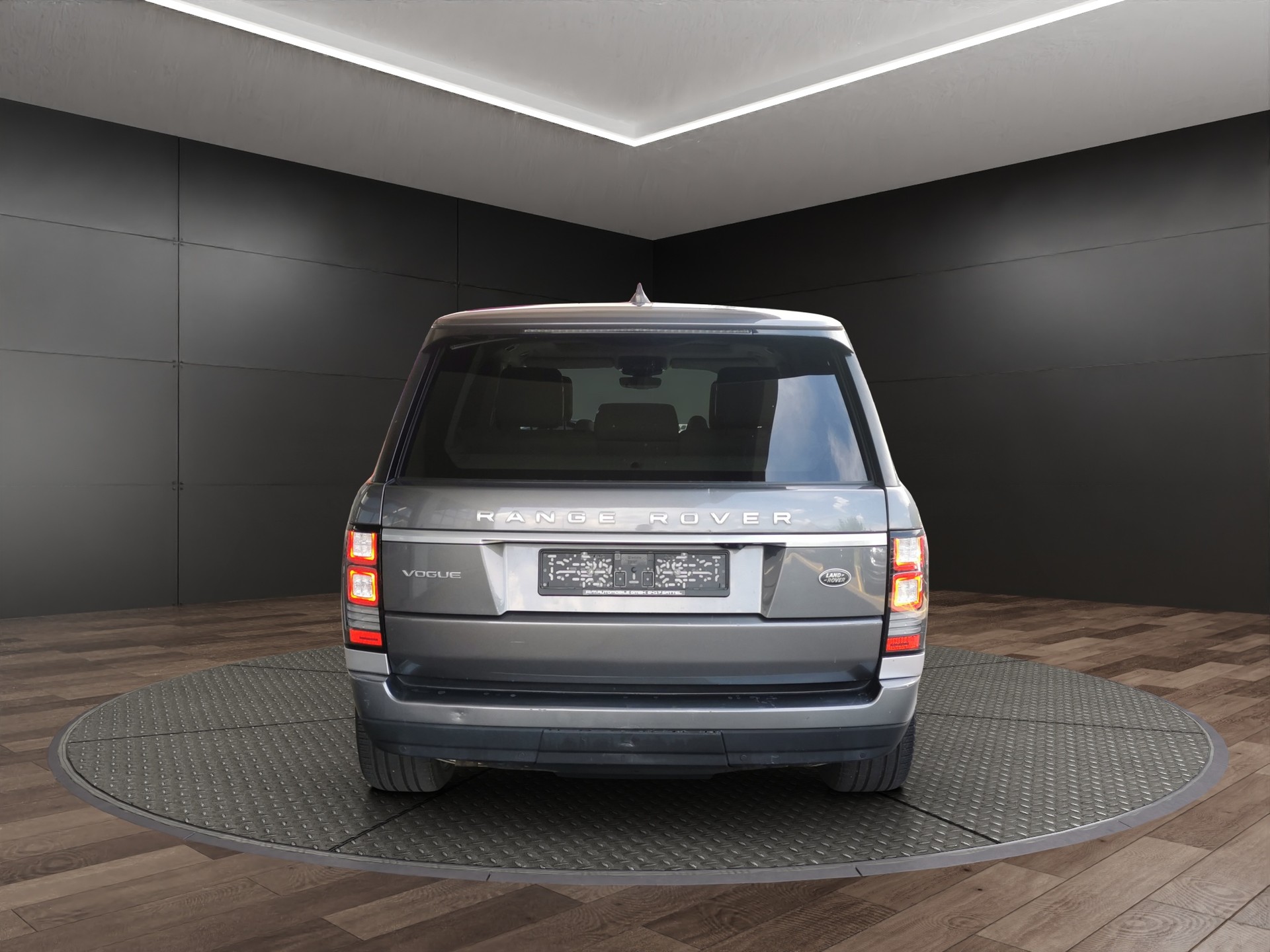 LAND ROVER Range Rover 3.0 TDV6 Vogue Automatic-image-7