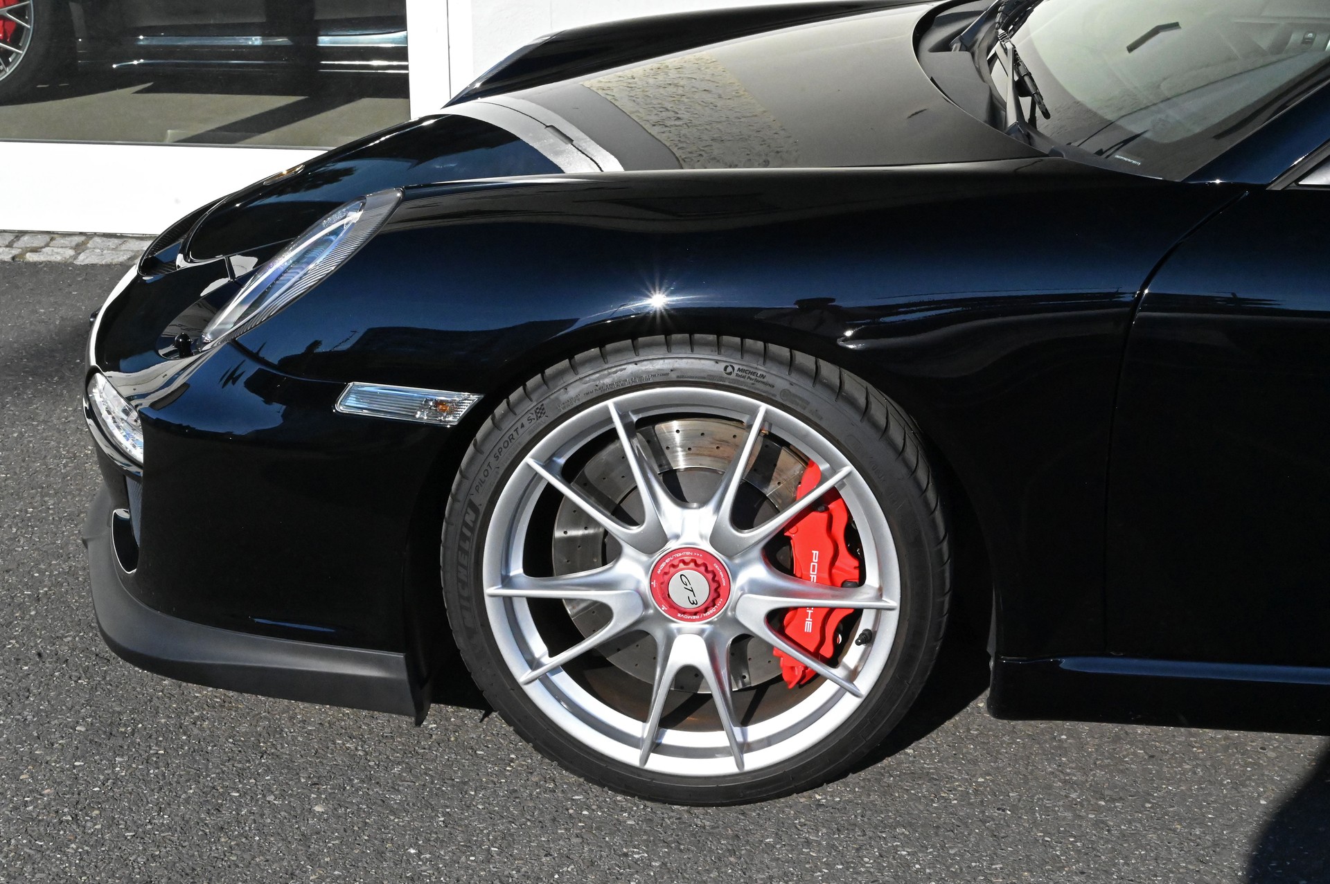 PORSCHE 911 GT3-image-6