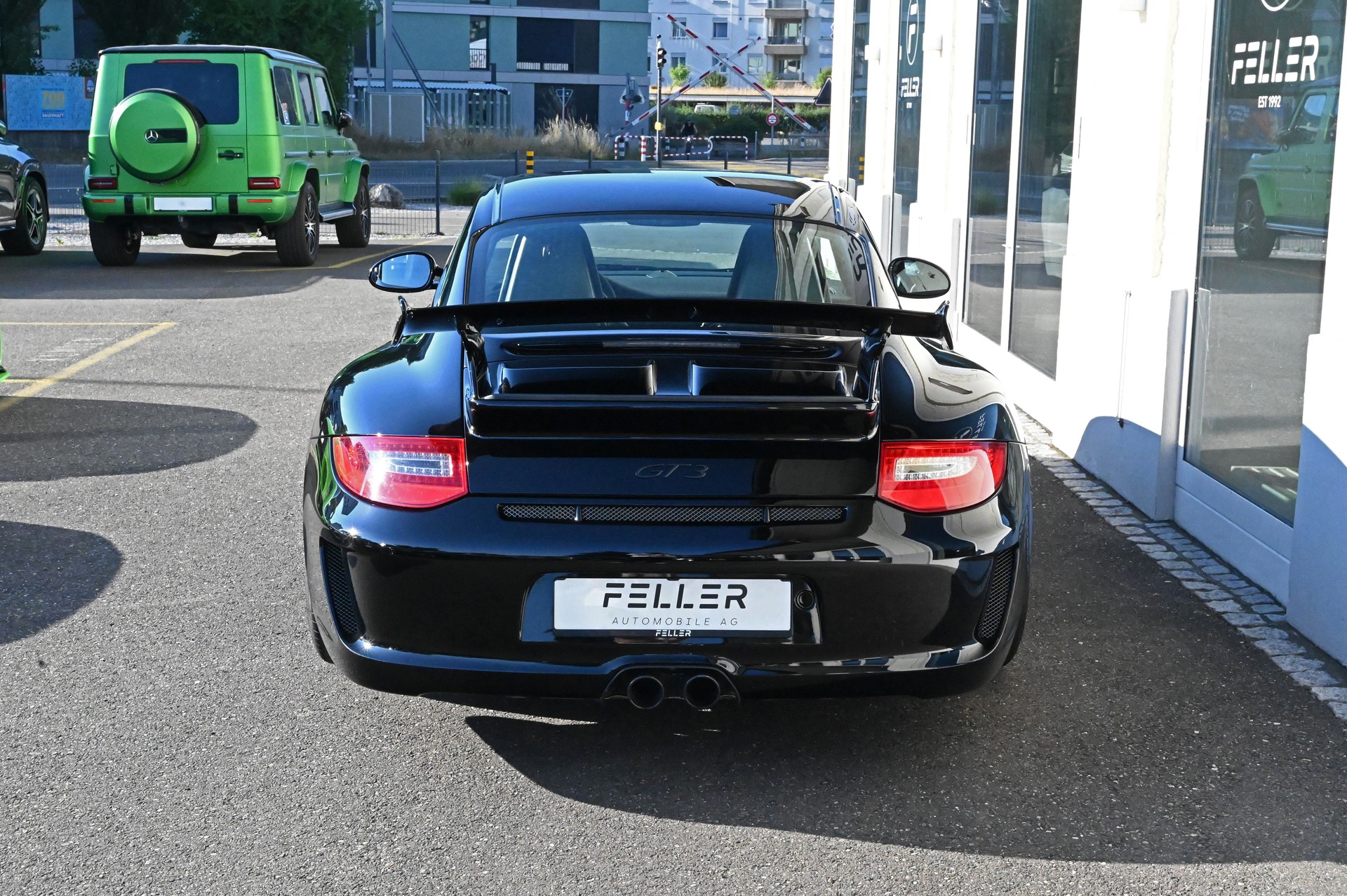 PORSCHE 911 GT3-image-11