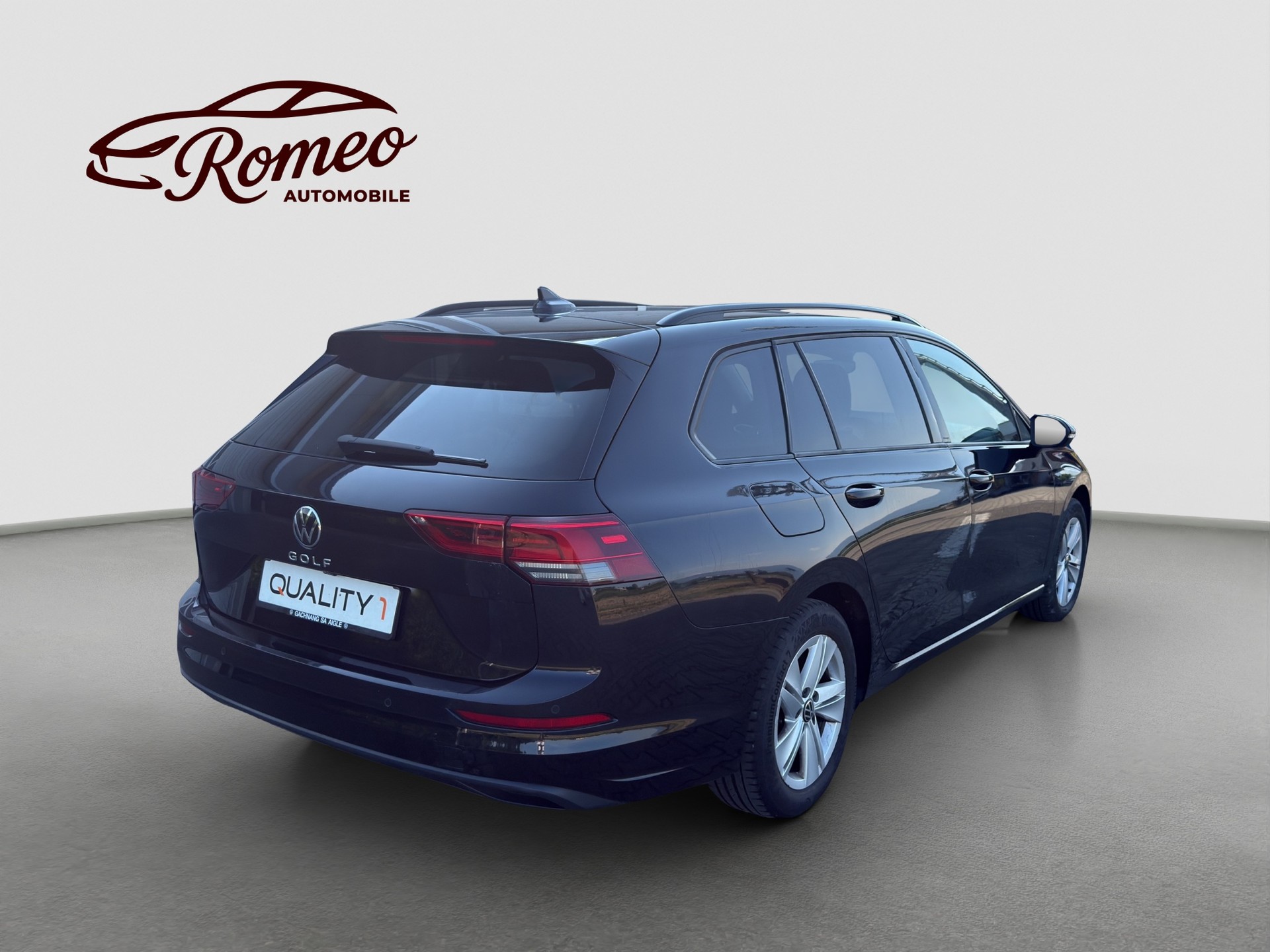 VW Golf Variant 2.0 TDI Life DSG ** Frisch ab MFK und Service ** CH Auto ** 1. Hand **-image-1