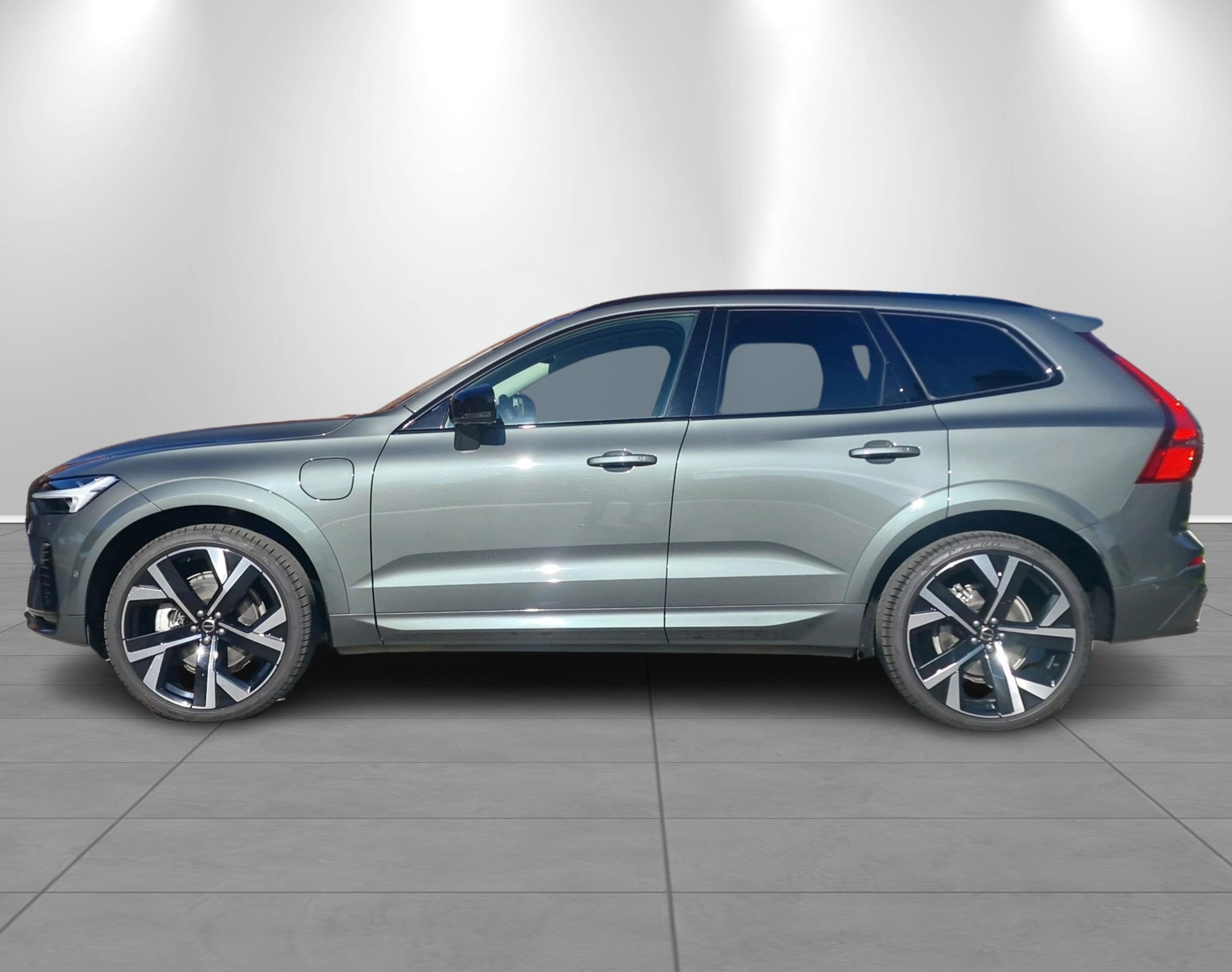 VOLVO XC60 2.0 T8 TE Ultra Dark eAWD-image-2
