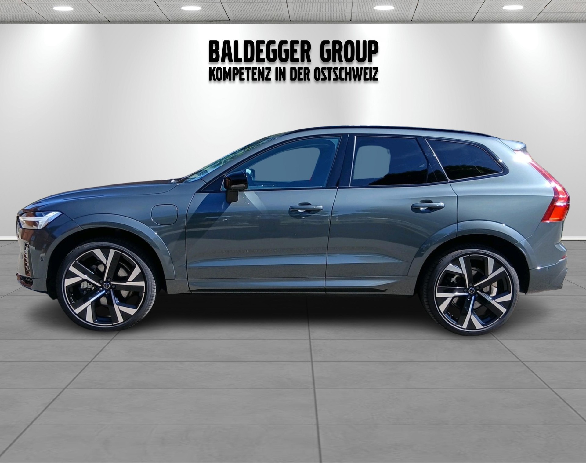 VOLVO XC60 2.0 T8 TE Ultra Dark eAWD-image-8