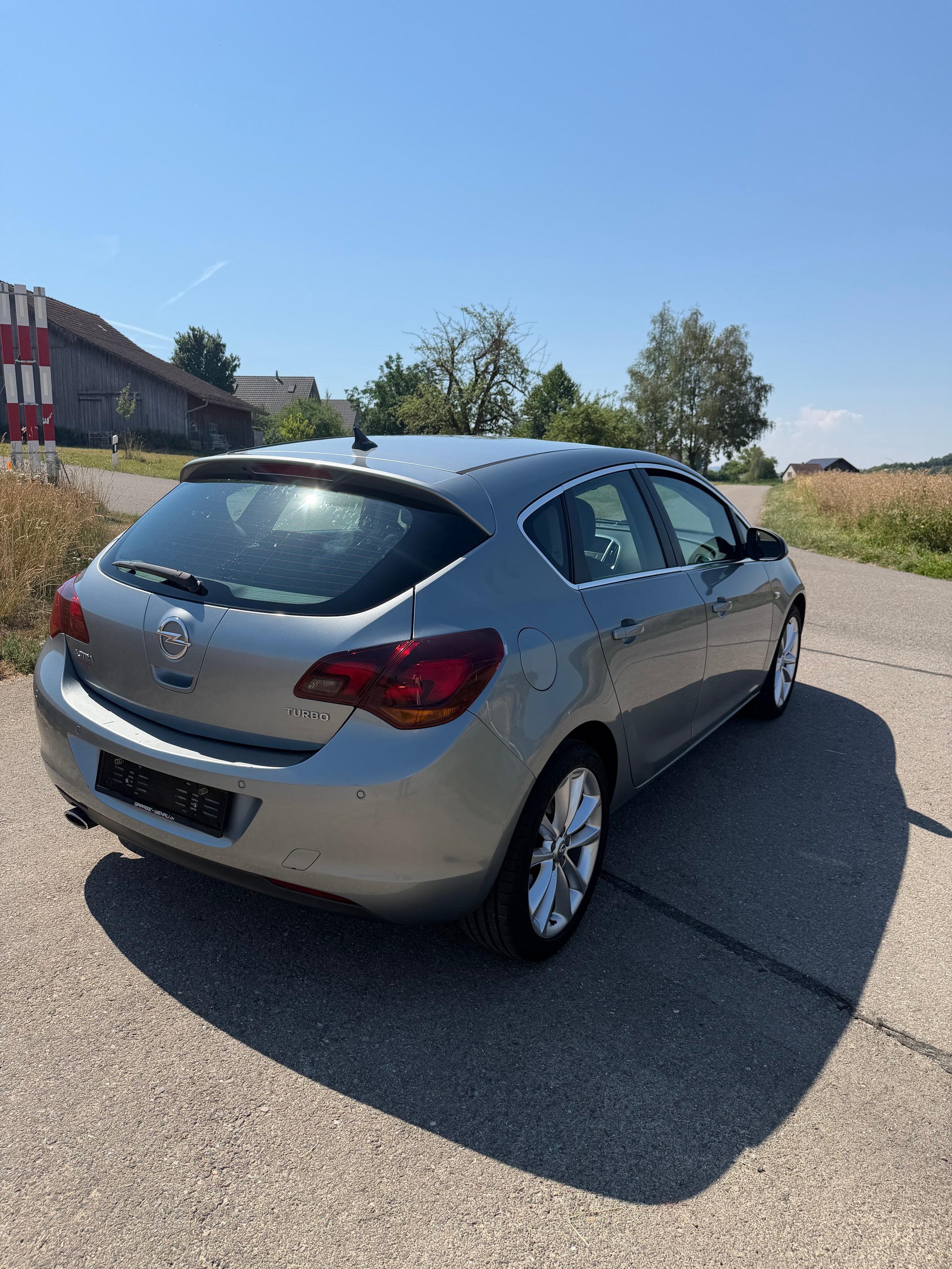 OPEL Astra 1.4i 16V Turbo-image-3