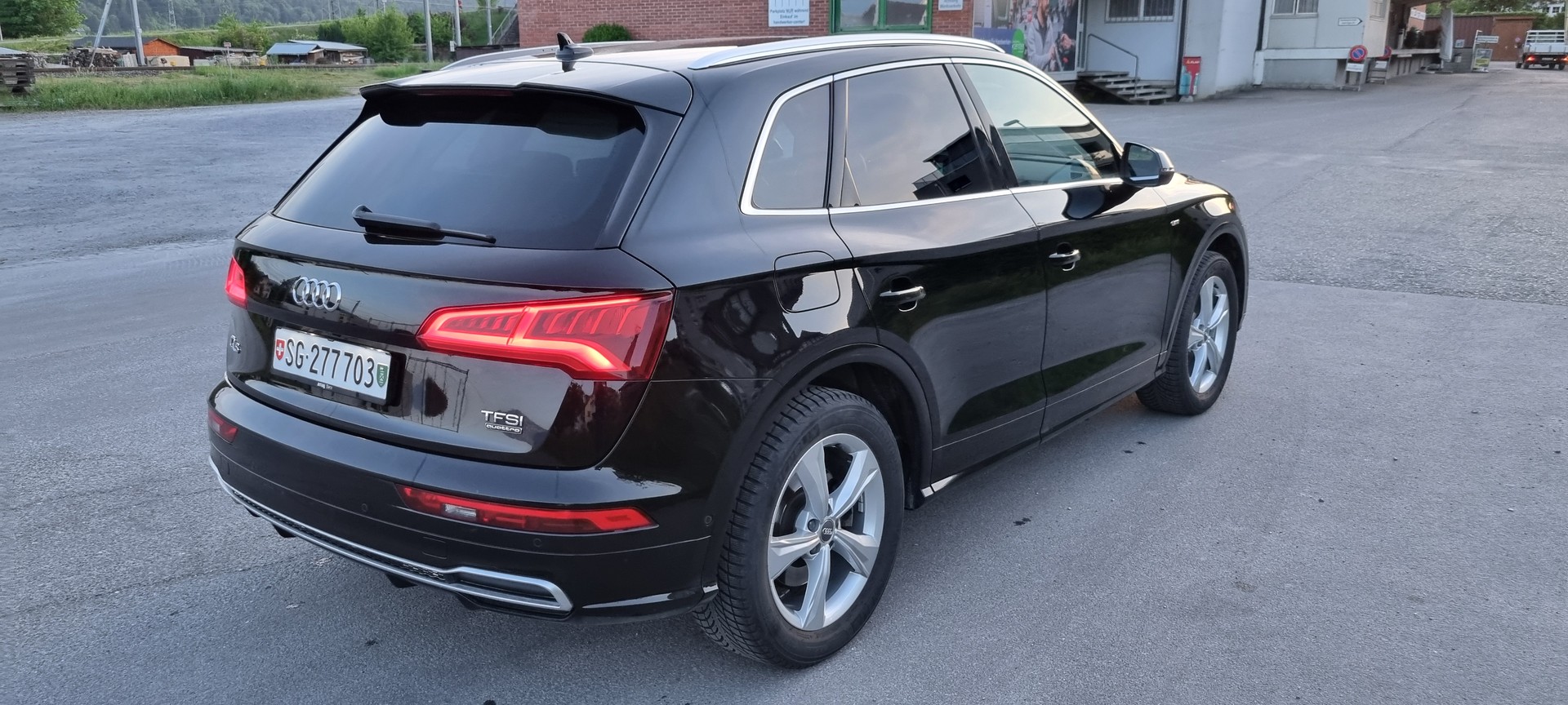 AUDI 2.0 TFSI Design qu. S-Tronic-image-2
