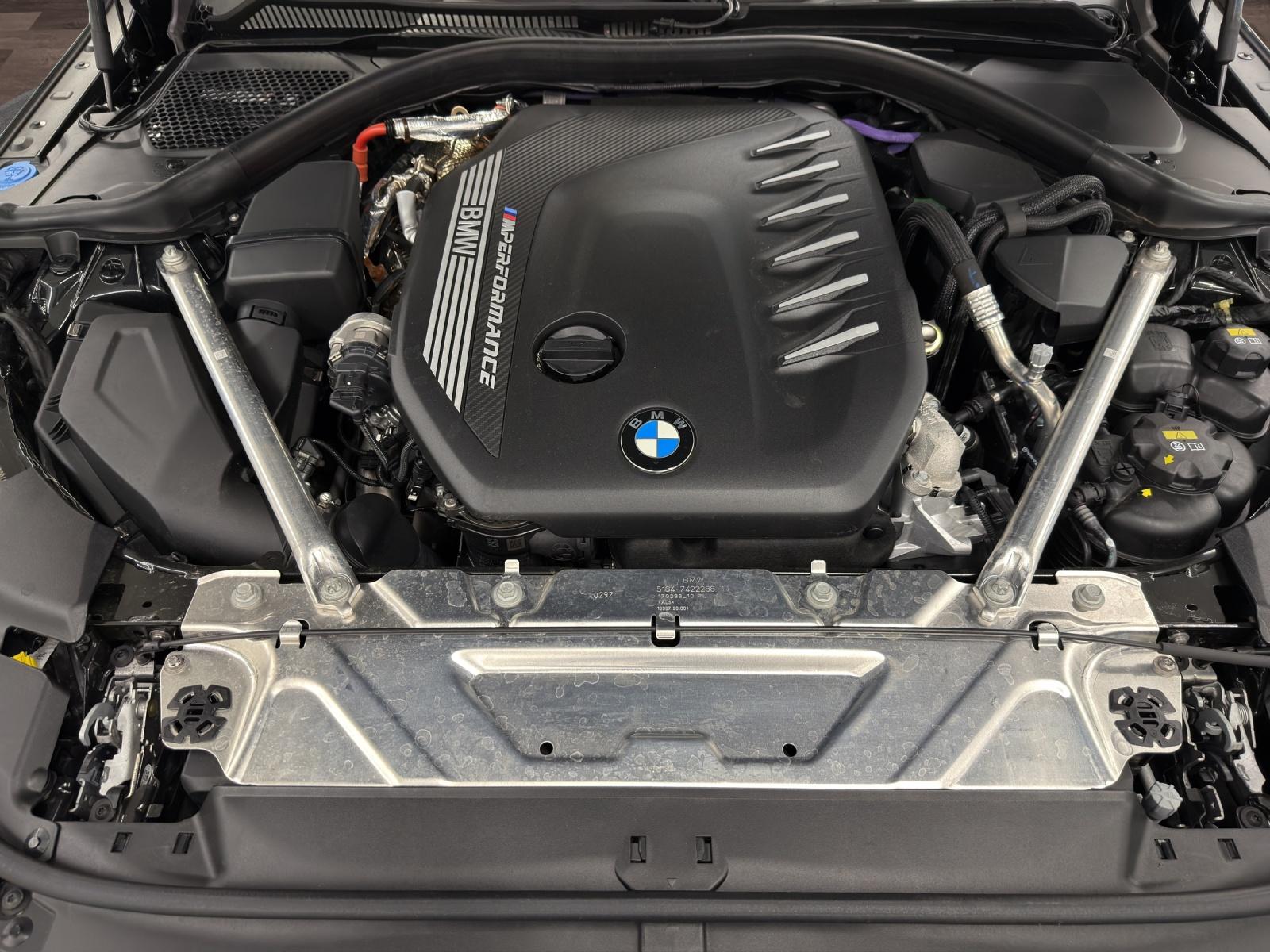 BMW M440d xDrive Cabrio-image-23