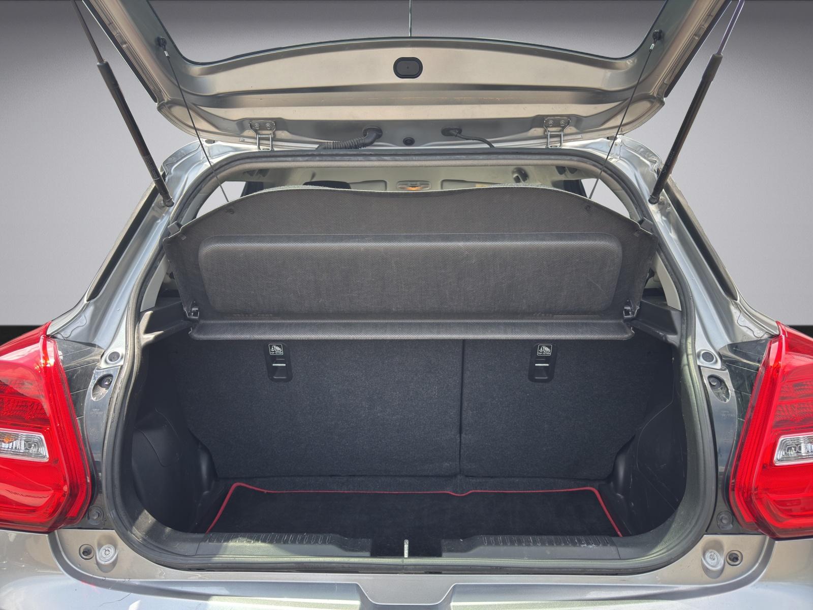 SUZUKI Swift 1.2 Piz Sulai Top Hybrid 4x4-image-5