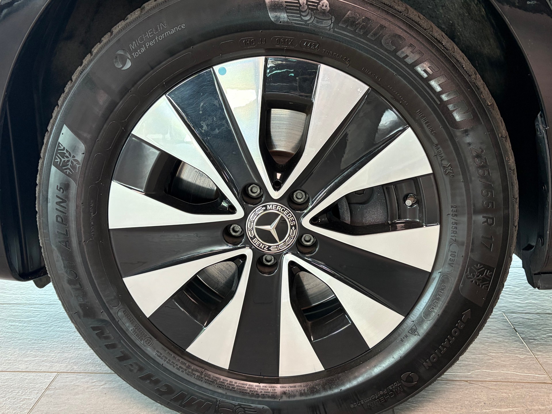 MERCEDES-BENZ V 250 d 4MATIC AVANTGARDE Lang (FL)-image-9