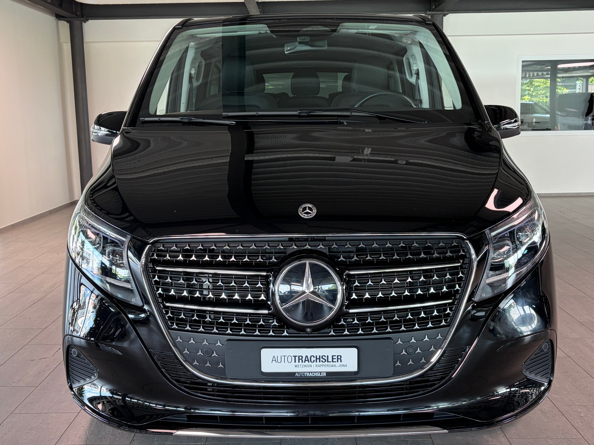 MERCEDES-BENZ V 250 d 4MATIC AVANTGARDE Lang (FL)-image-2