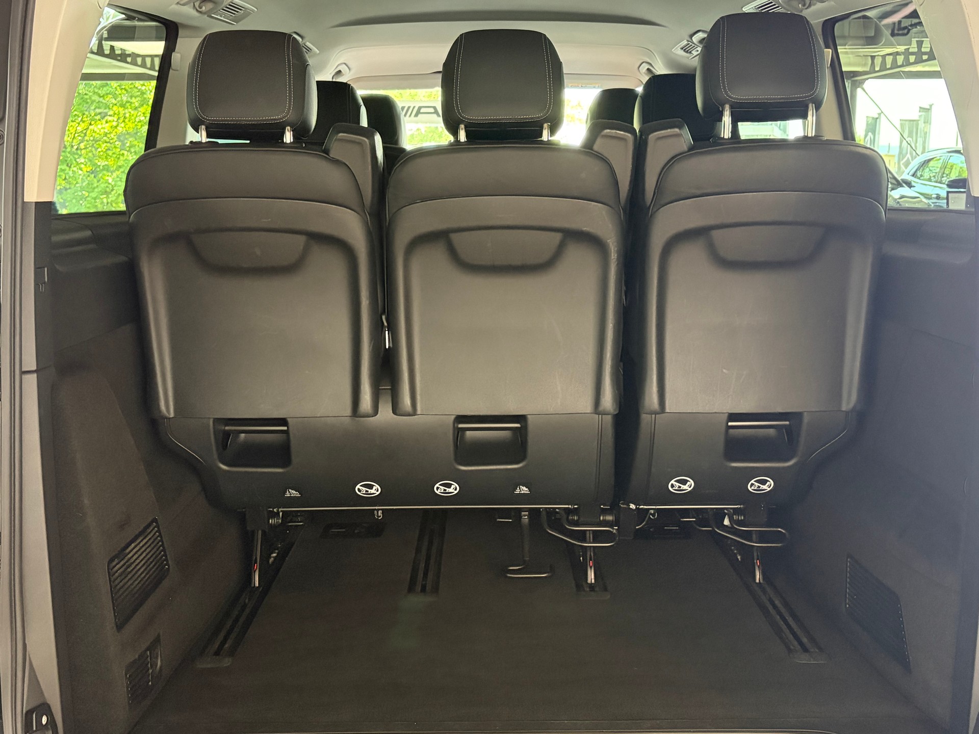 MERCEDES-BENZ V 250 d 4MATIC AVANTGARDE Lang (FL)-image-7