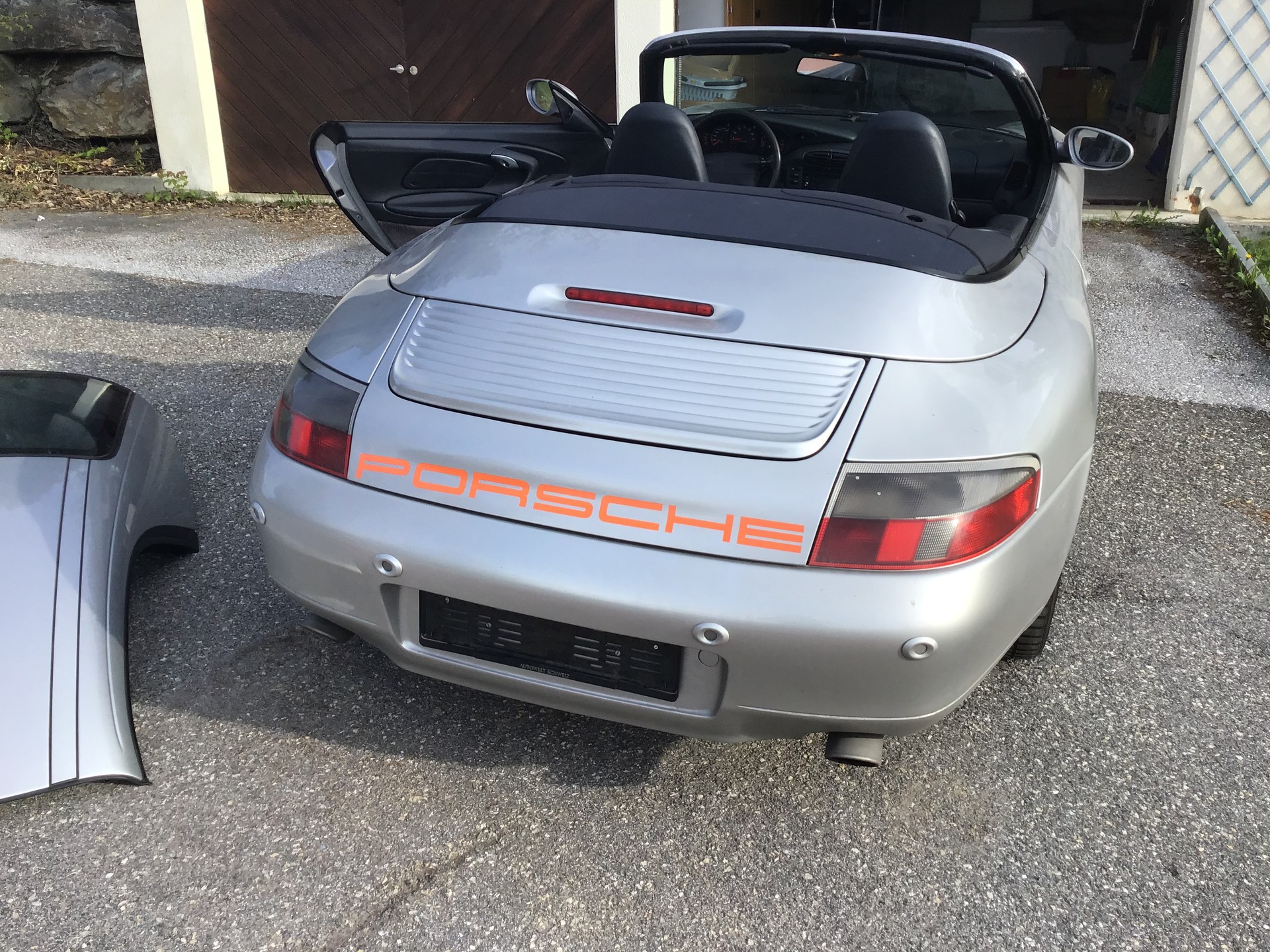 PORSCHE Carrera 4-image-5