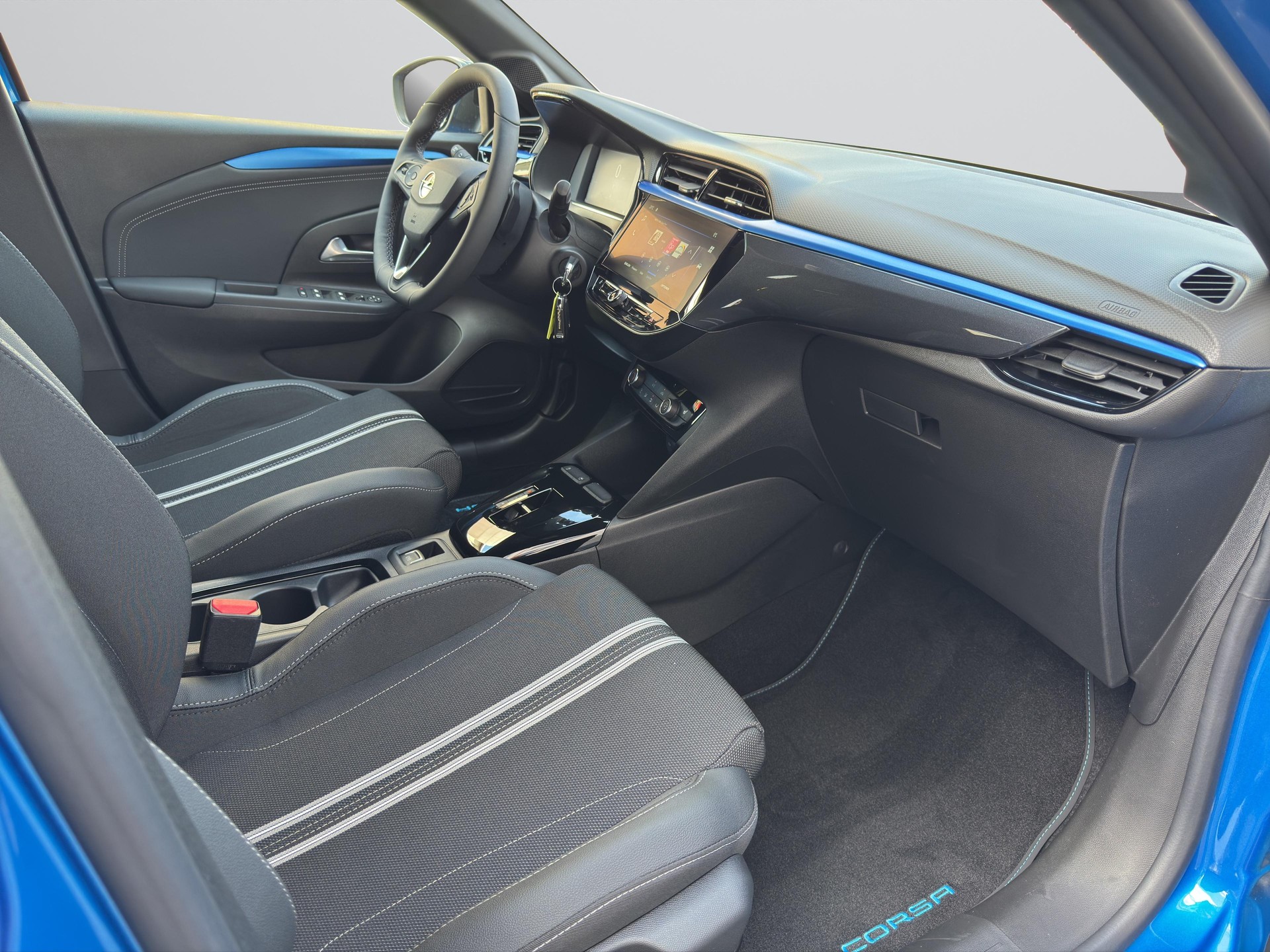 OPEL Corsa 1.2 T Hybrid Sporthilfe-image-6