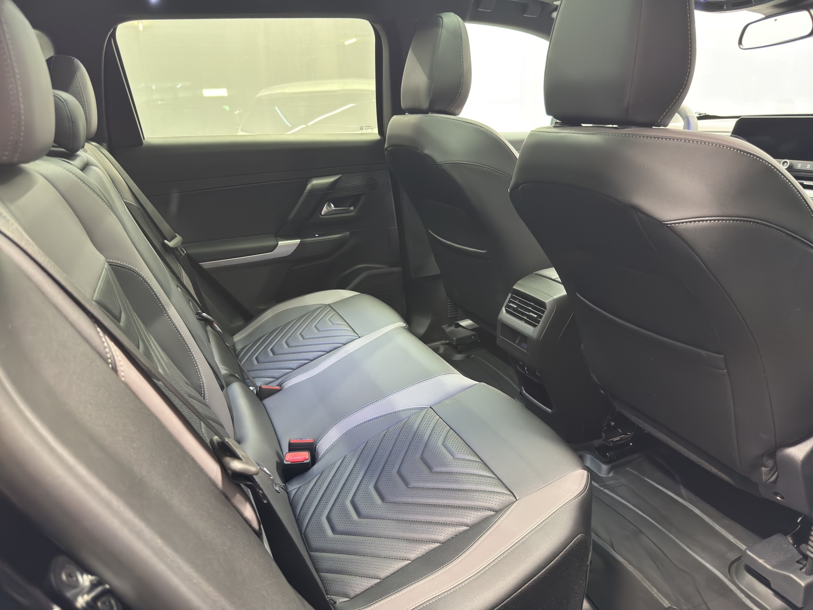 JEEP Compass 1.6 PHEV Summit-image-9