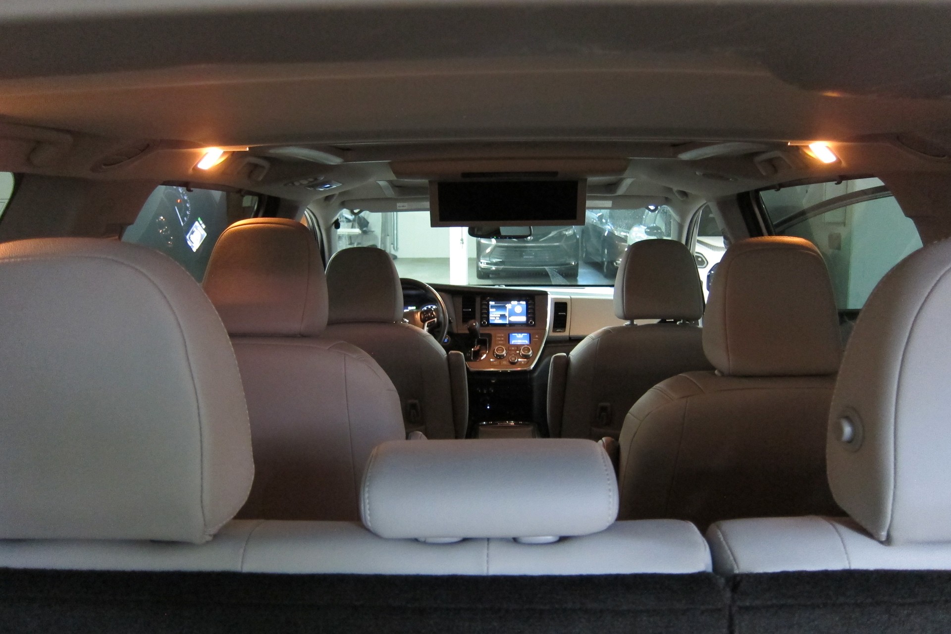 TOYOTA SIENNA LIMITED PREMIUM AWD , 300PS, TOP GEPLEGTES FAHRZEUG, ADPITVER TEMPOMAT, 360 KAMERA,-image-7