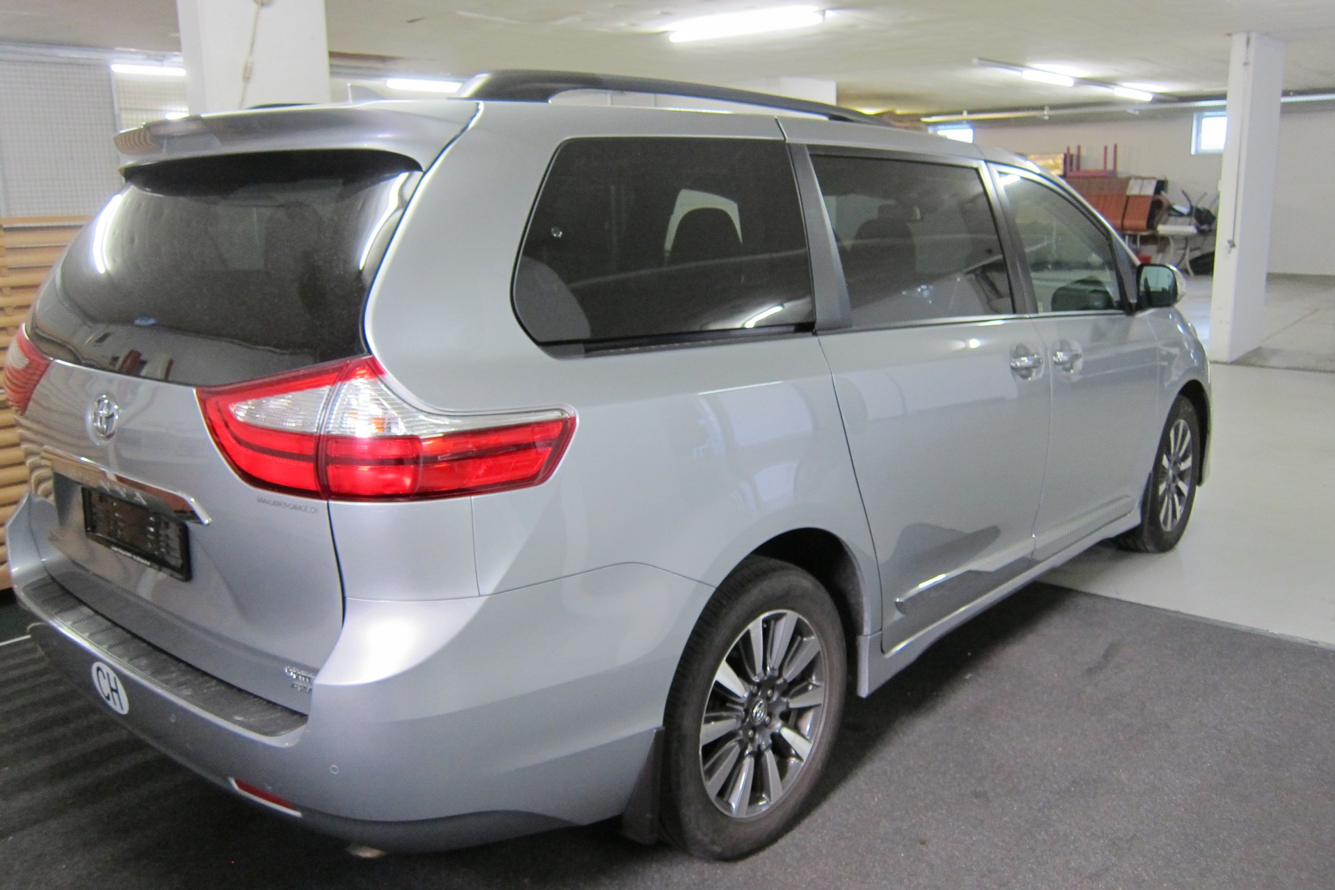 TOYOTA SIENNA LIMITED PREMIUM AWD , 300PS, TOP GEPLEGTES FAHRZEUG, ADPITVER TEMPOMAT, 360 KAMERA,-image-4