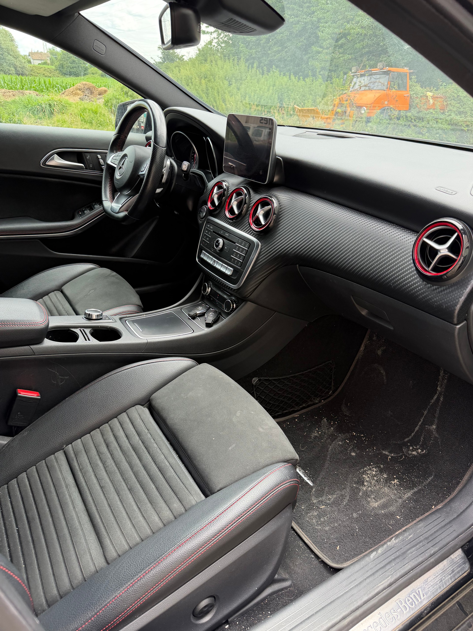 MERCEDES-BENZ A 250 Sport 4Matic 7G-DCT-image-6