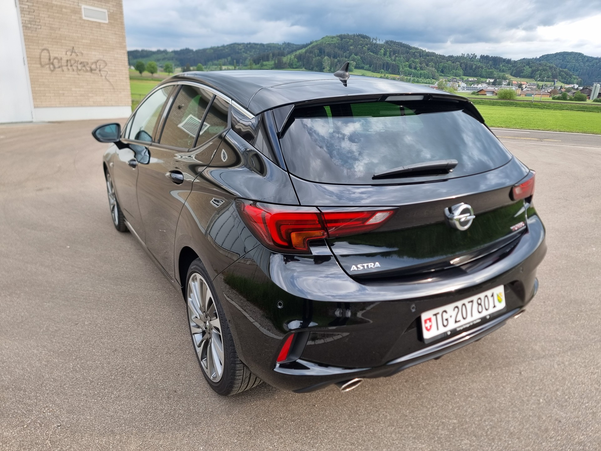 OPEL 1.6 T eTEC OPC Line S/S-image-1