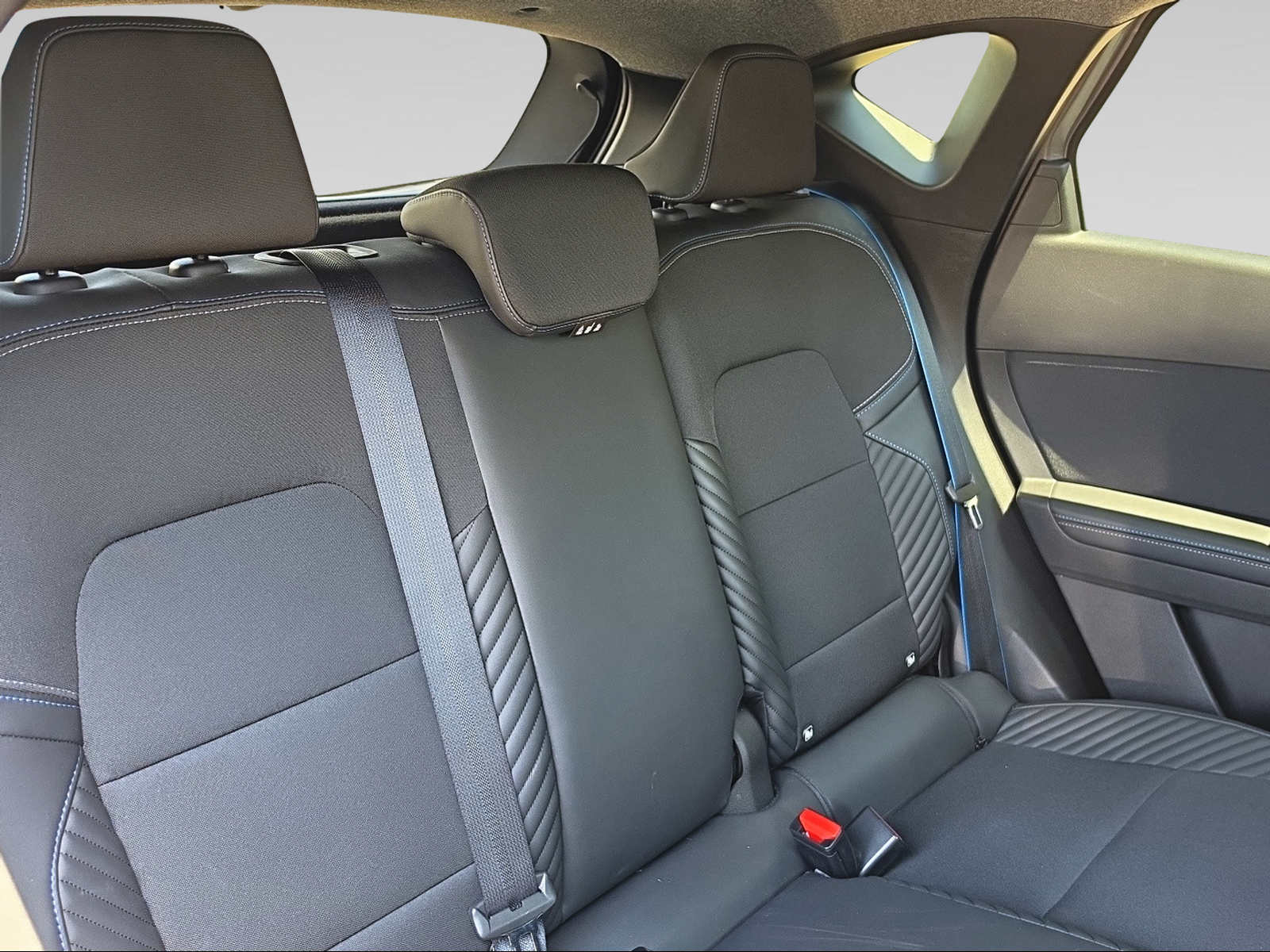 RENAULT Captur 1.3 TCe 160 techno EDC-image-9