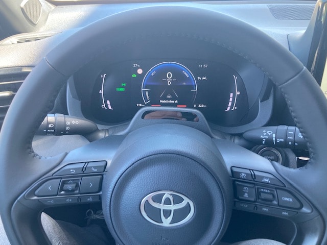 TOYOTA Yaris Cross 1.5 Trend e-CVT-image-14