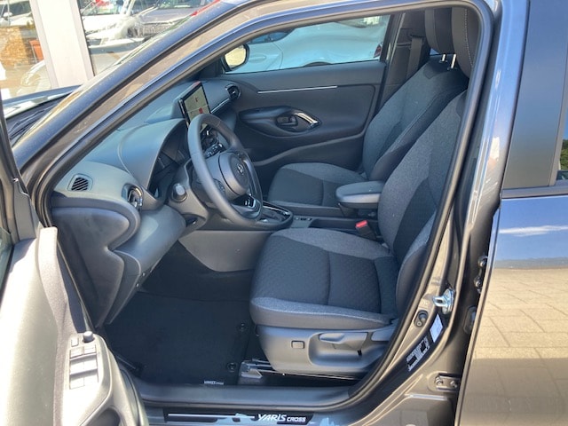 TOYOTA Yaris Cross 1.5 Trend e-CVT-image-8