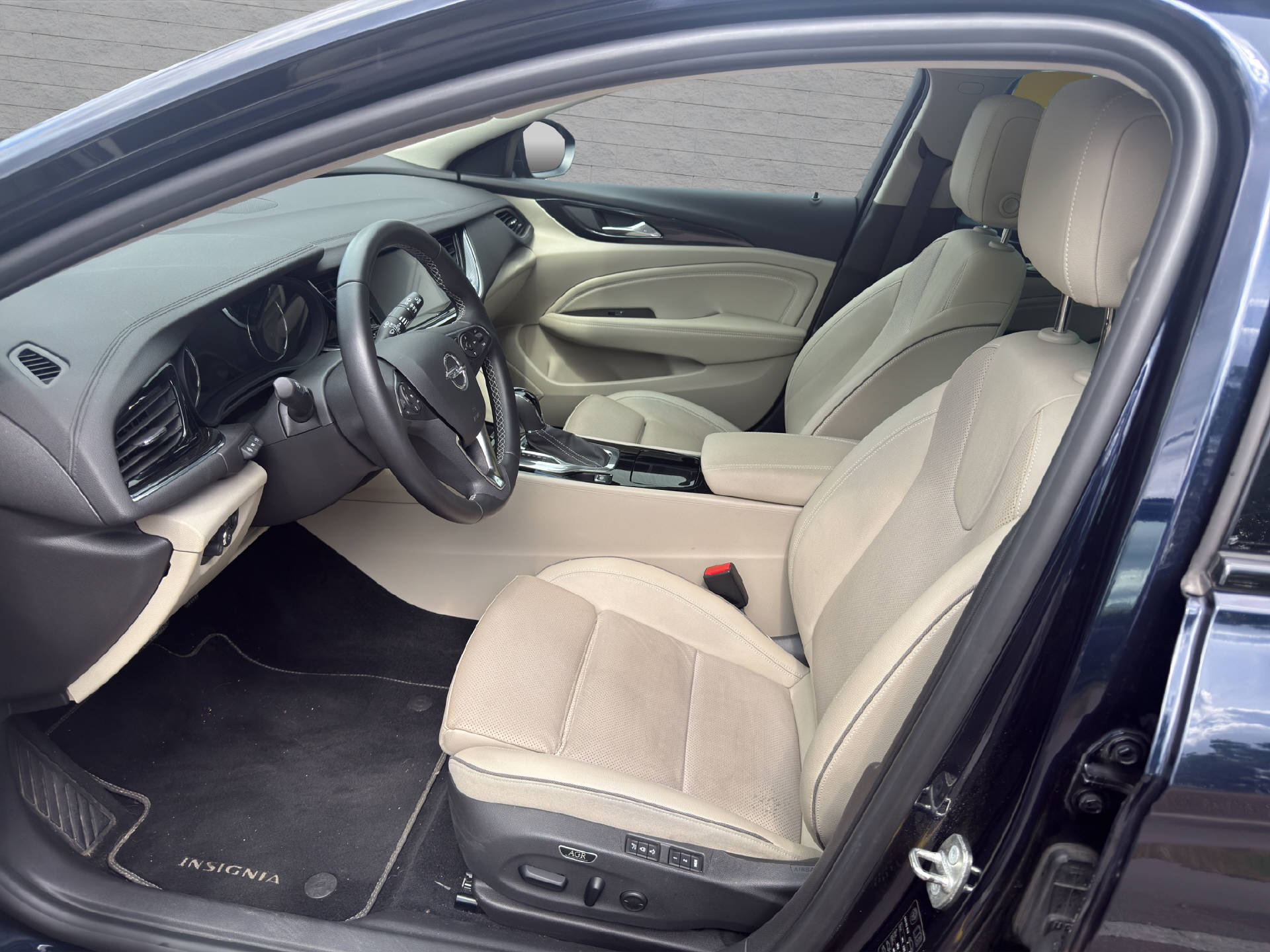 OPEL Insignia Sports Tourer 2.0 T Excellence AWD-image-8