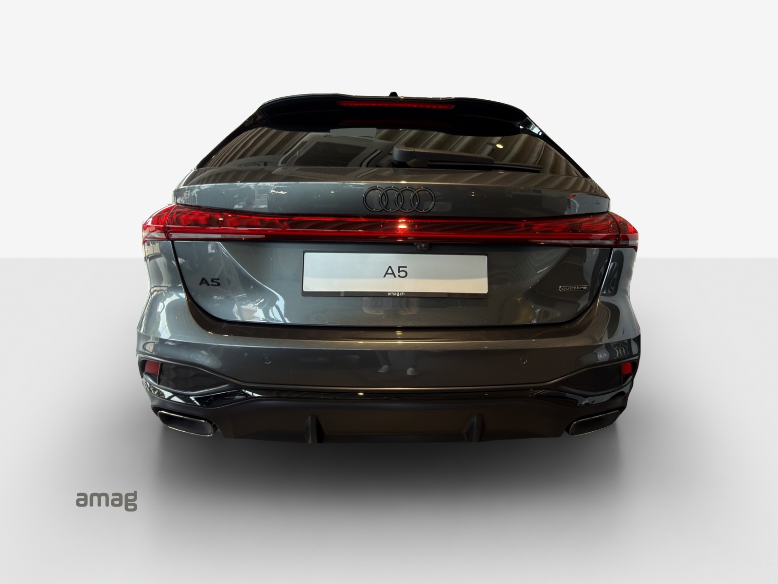 AUDI A5 Avant e-hybrid quattro Attraction 220 kW S tronic-image-3
