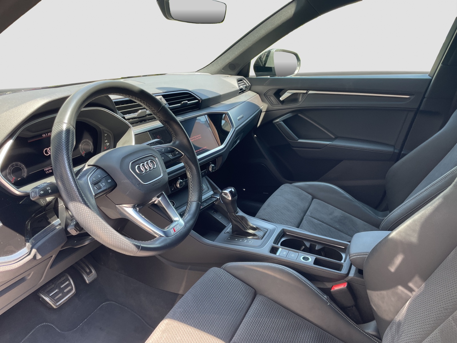 AUDI Q3 Sportback 45 TFSI S line quattro S-tronic-image-7