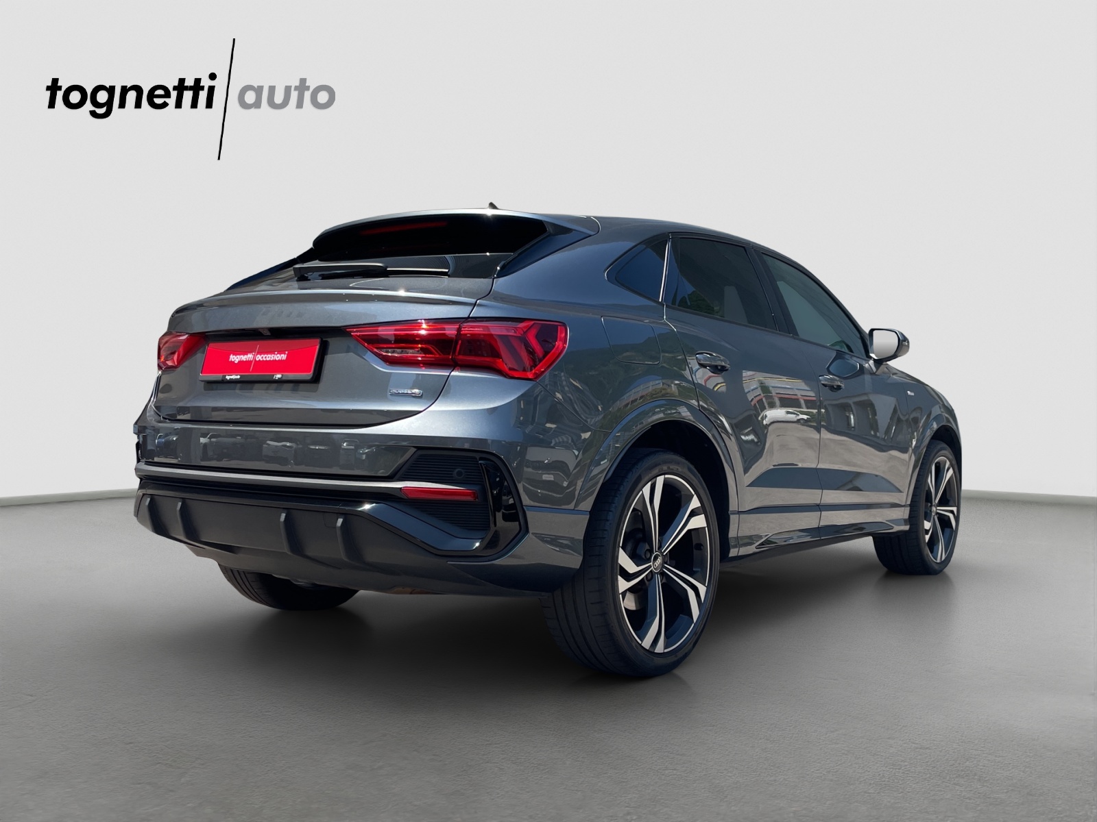 AUDI Q3 Sportback 45 TFSI S line quattro S-tronic-showroom-element-3