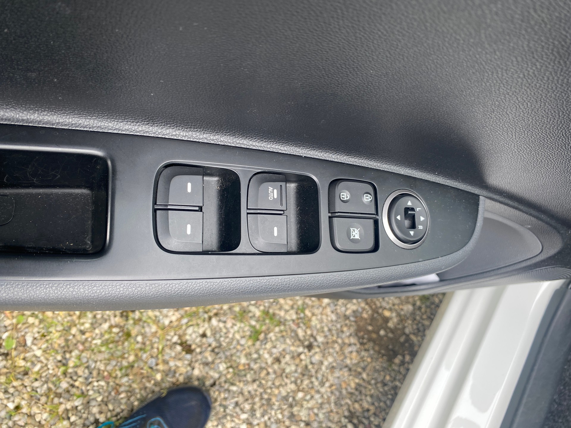 HYUNDAI i10 1.2 Vertex Automatic-image-7