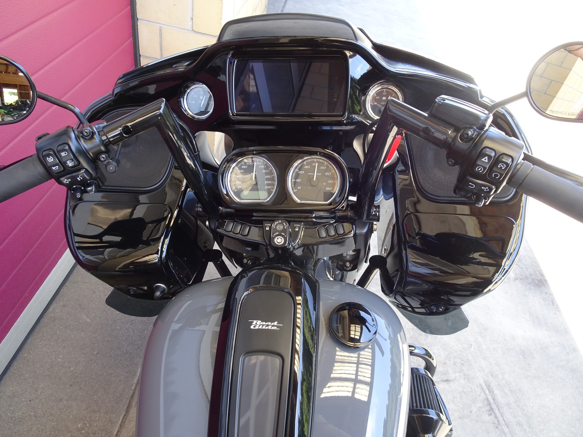 HARLEY-DAVIDSON FLTRXST Road Glide ST 117-image-5