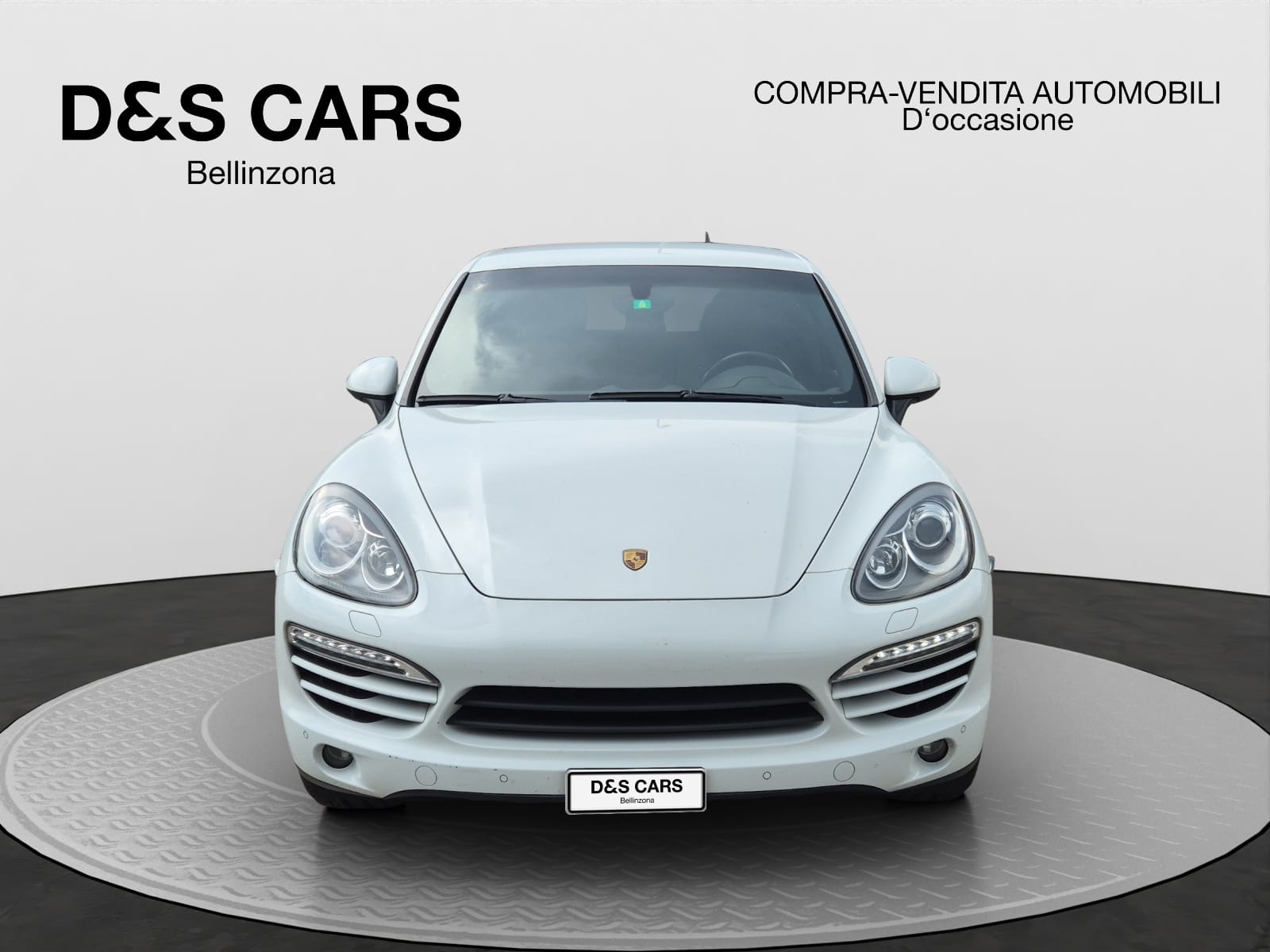 PORSCHE Cayenne Diesel-image-2
