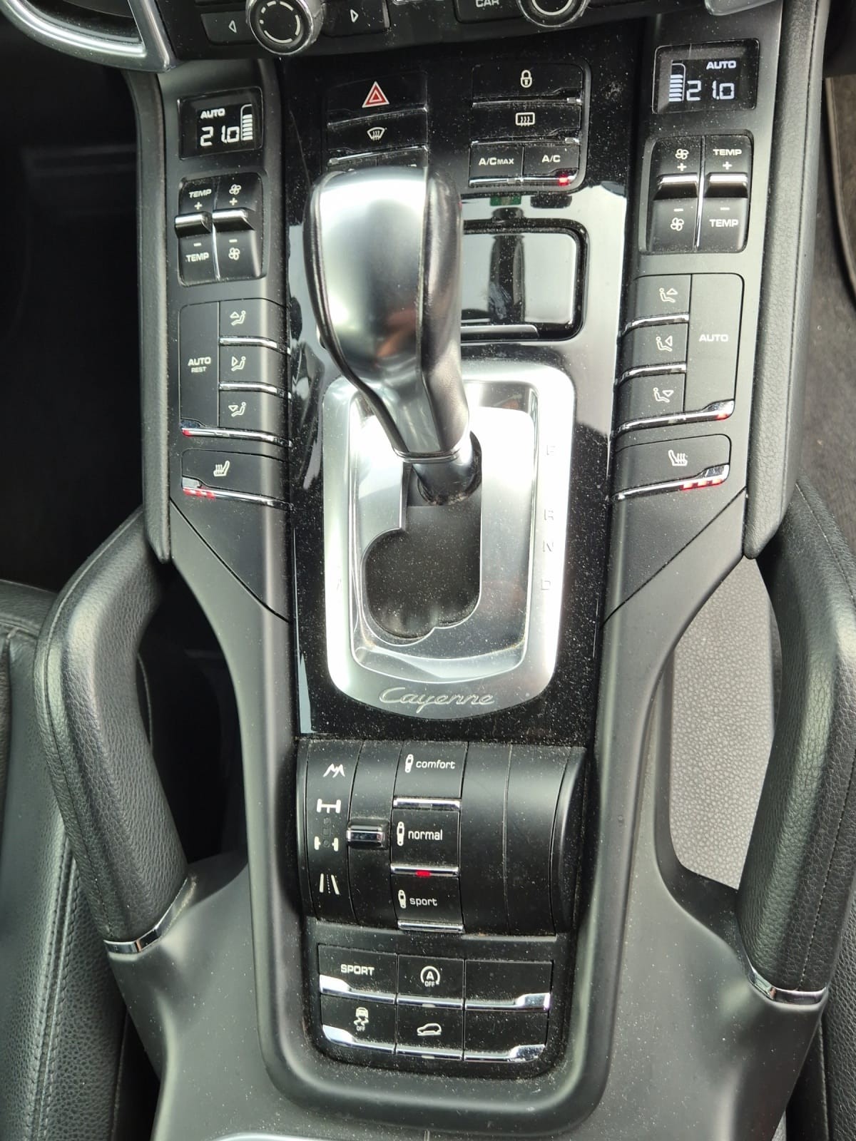 PORSCHE Cayenne Diesel-image-15