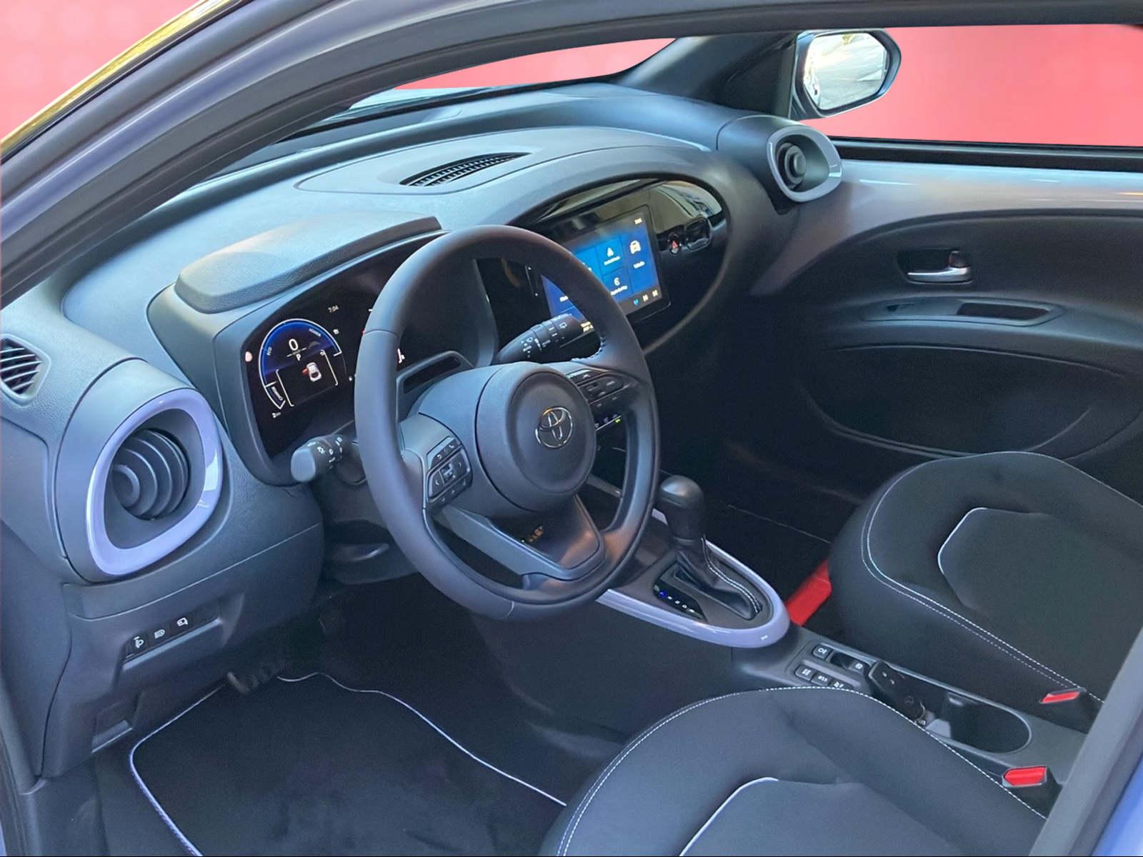 TOYOTA Aygo X 1.5 VVT-i HSD Trend-image-5