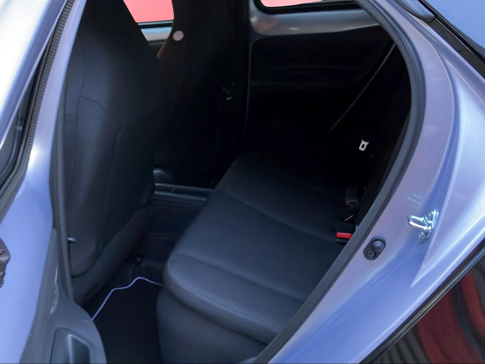 TOYOTA Aygo X 1.5 VVT-i HSD Trend-image-6
